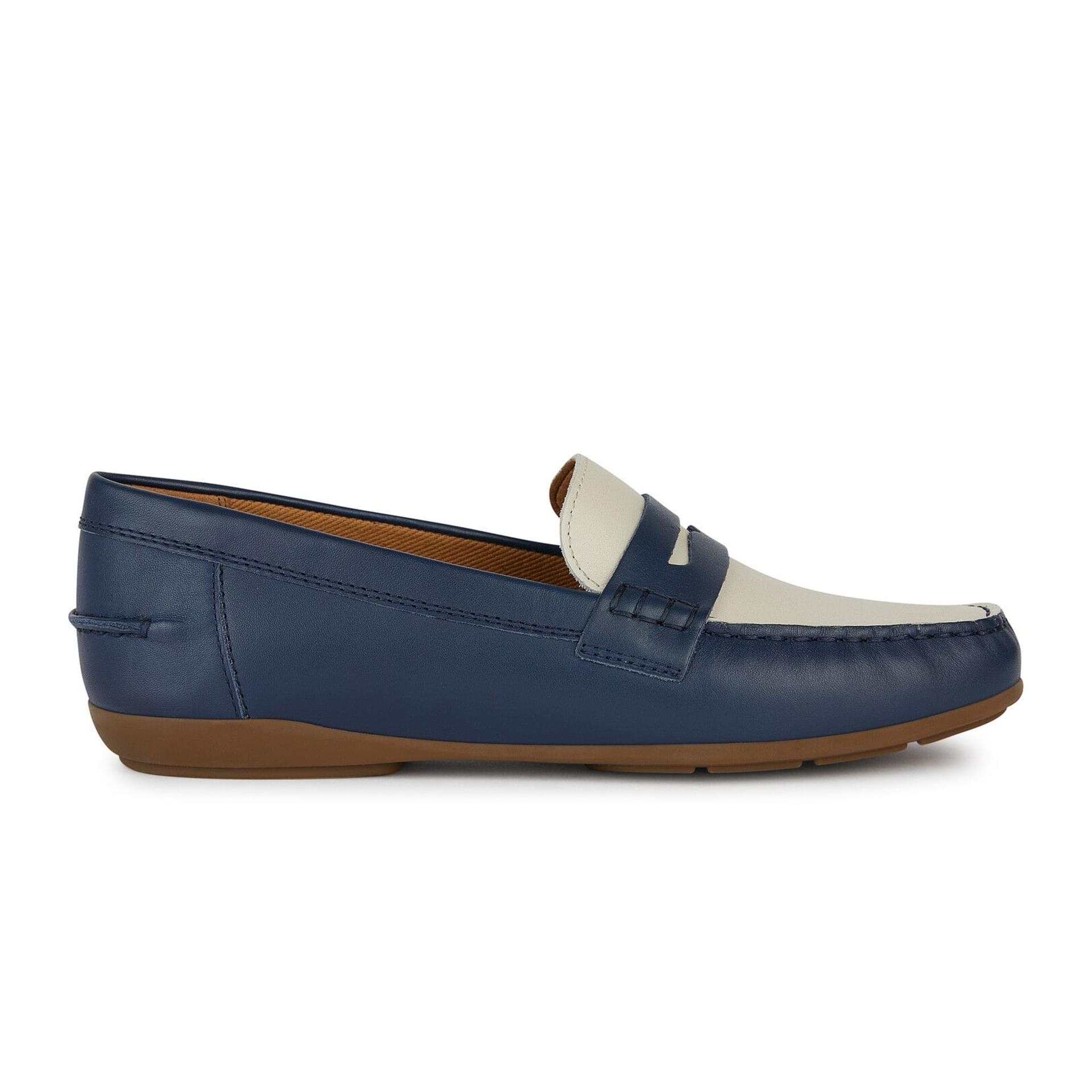 Geox Annytah Moc Moccassins D25BMA_00043 in Navy/Light Sand