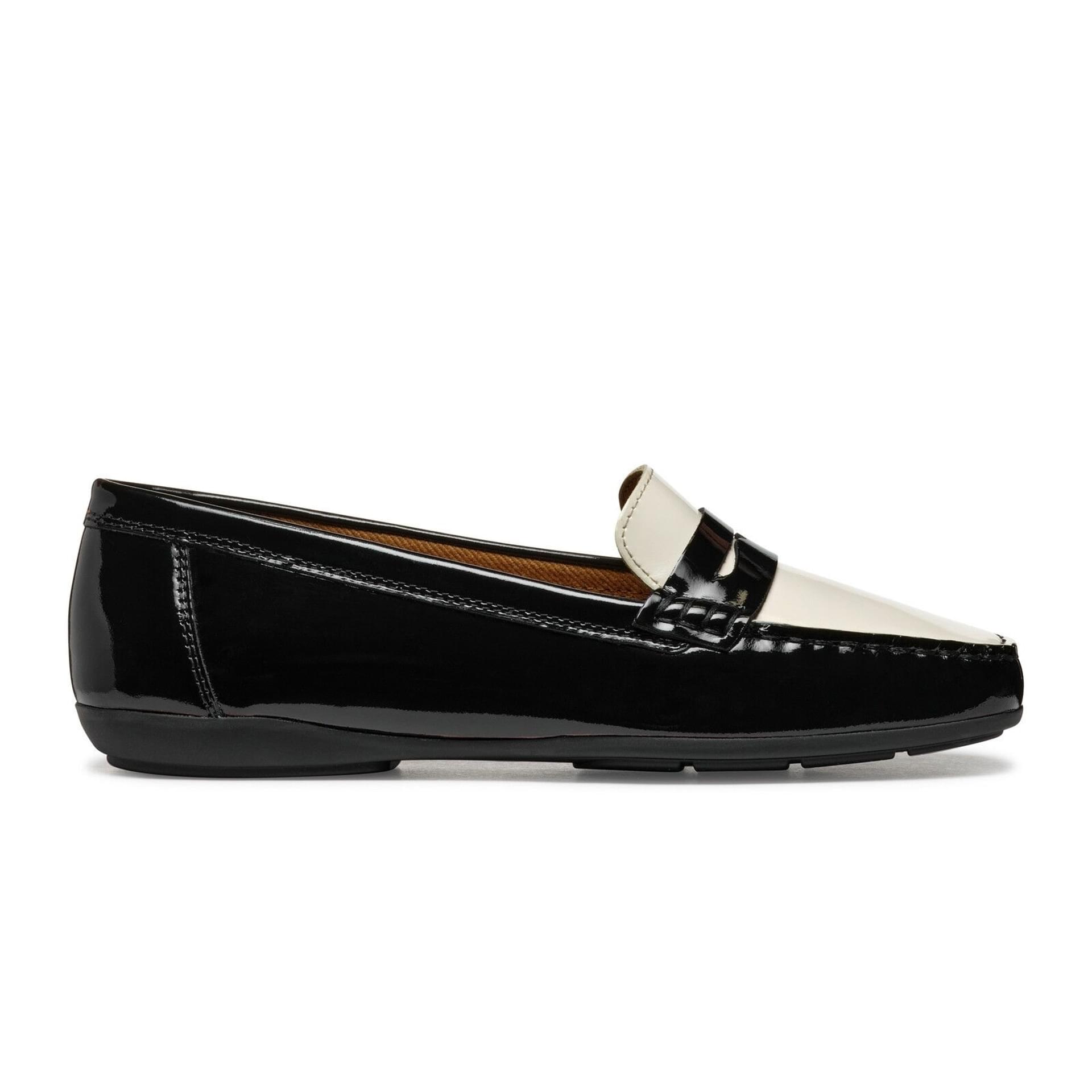 Geox Annytah Moc Moccassins D46BMA_00066 in Black/Papyrus