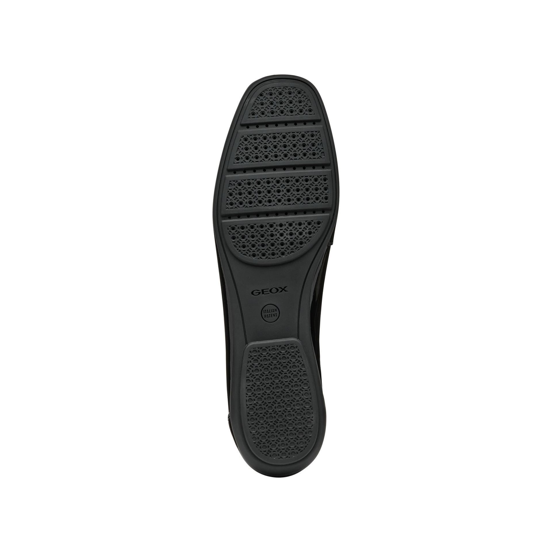 Geox Annytah Moc Moccassins D46BMA_00066 in Black/Papyrus