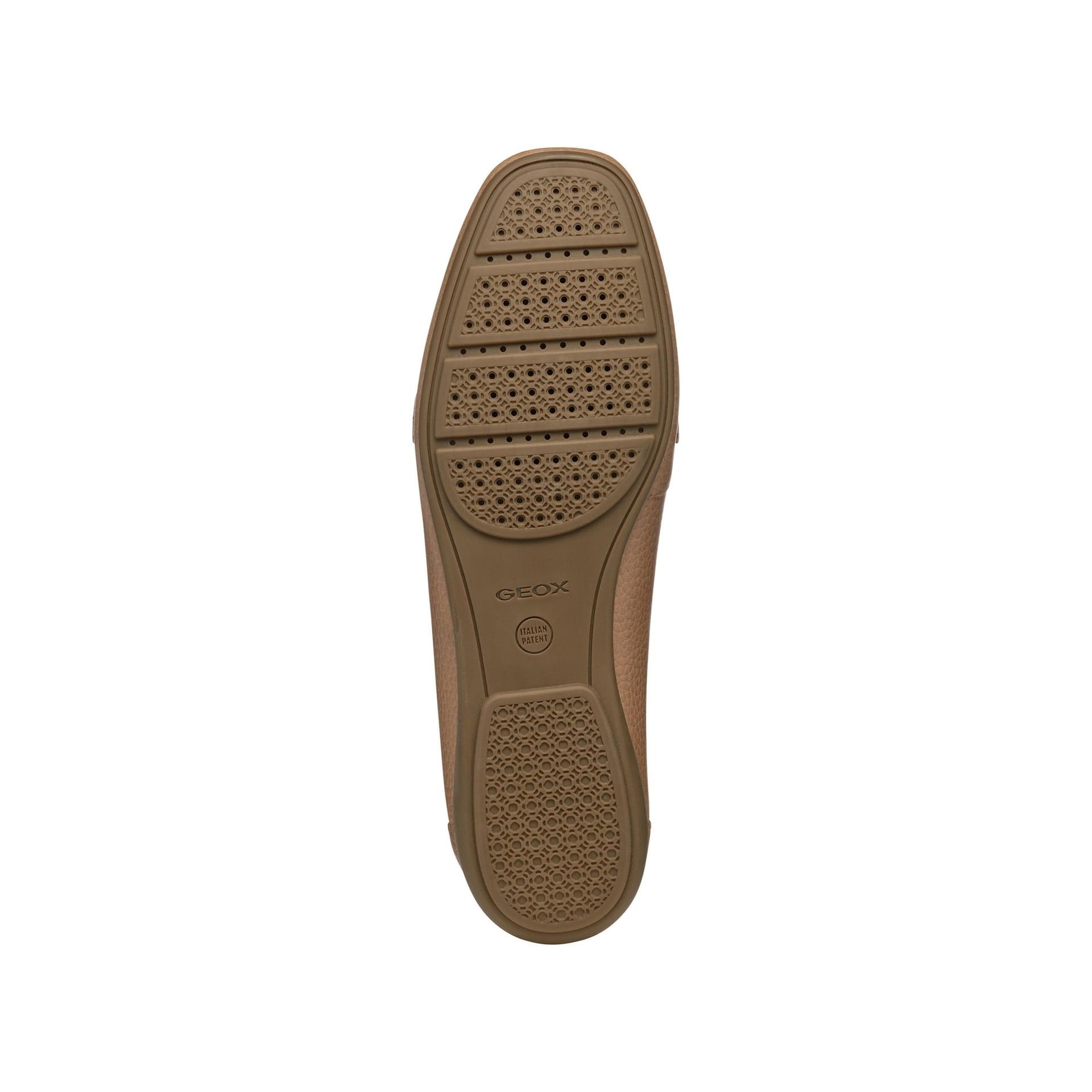 Geox Annytah Moc Mocassins D84BMA_00046 in Beige