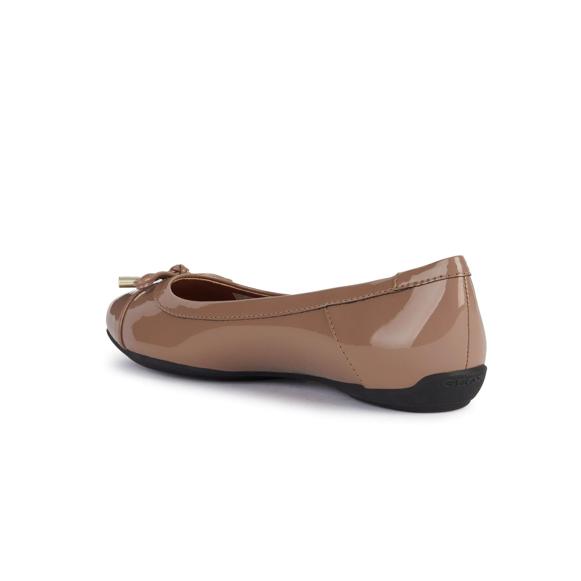 Geox Charlene Ballerinas D16Y7C_000HH in Nude