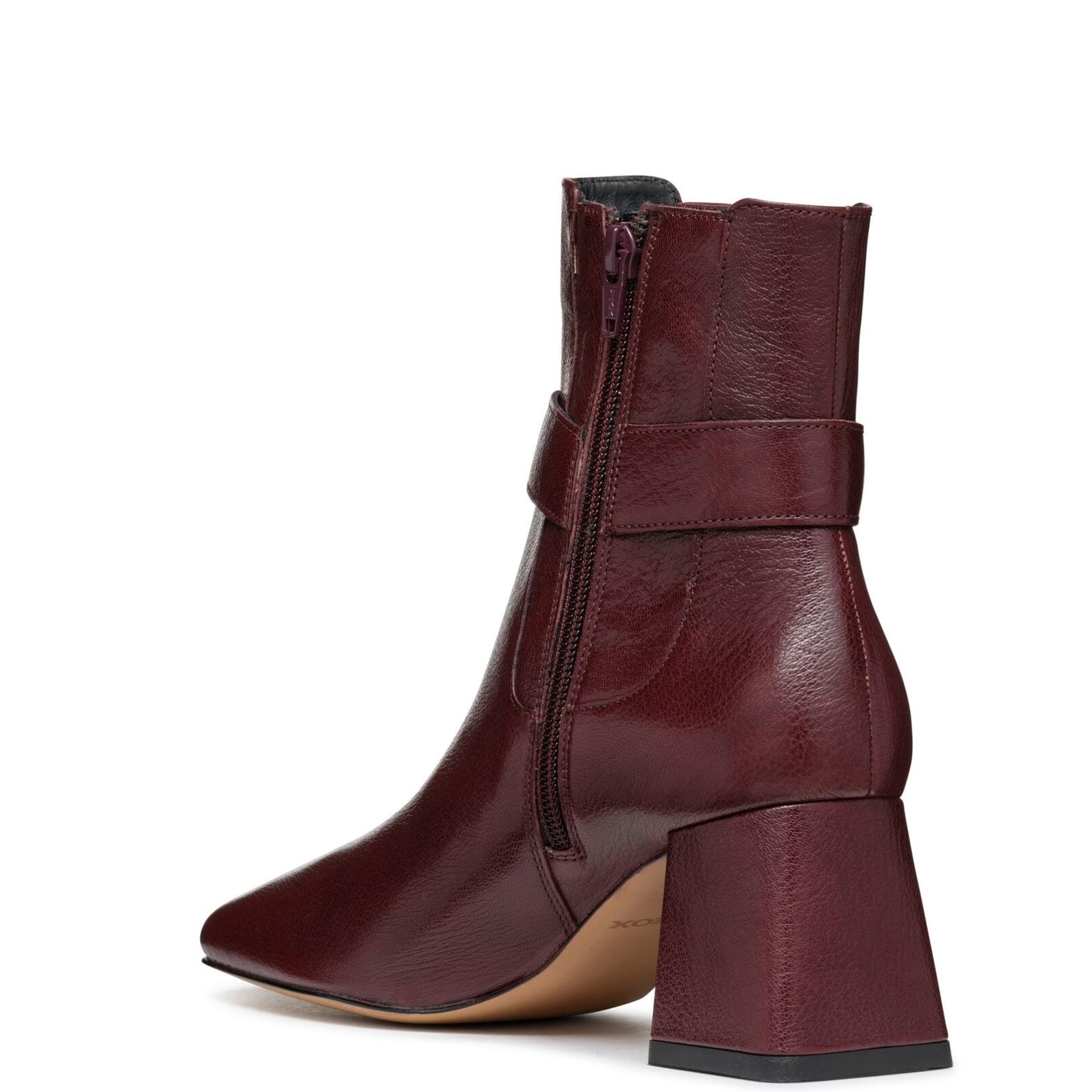 Geox Coronilla Ankle Boots D46D1D_000TC in Wine