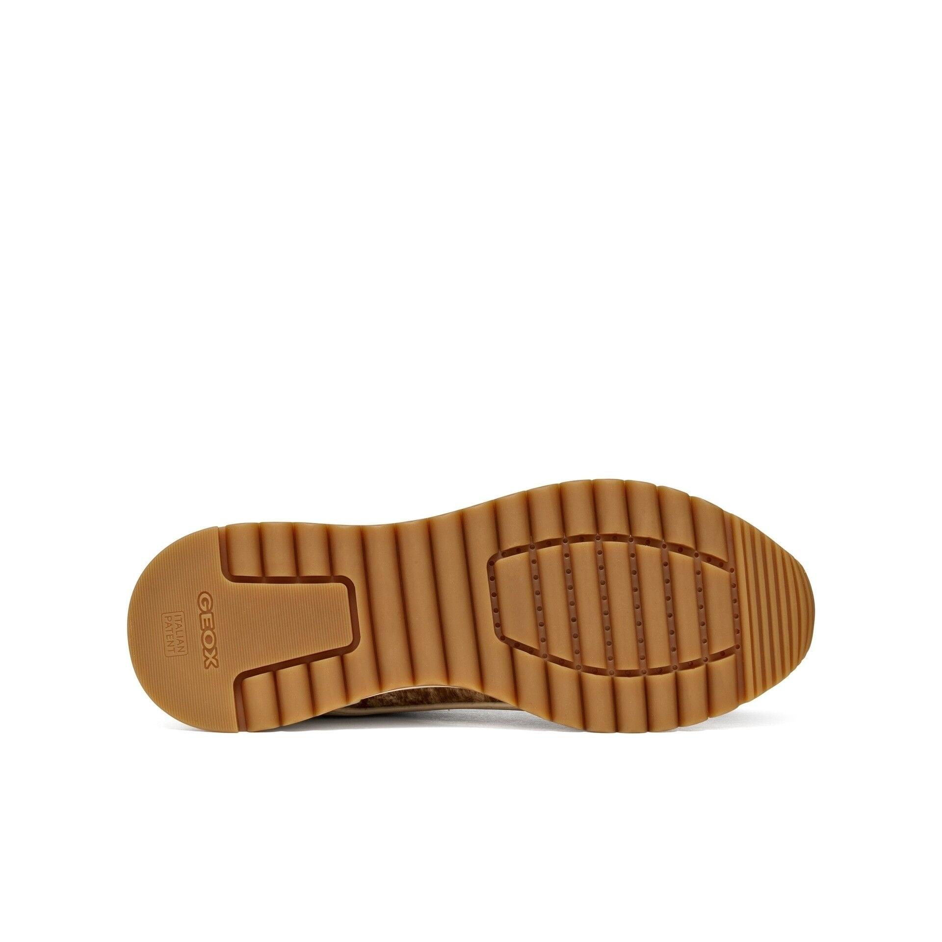Geox Desya Sneakers in Papyrus, zool (SKU D6600A_085QS--C1122)