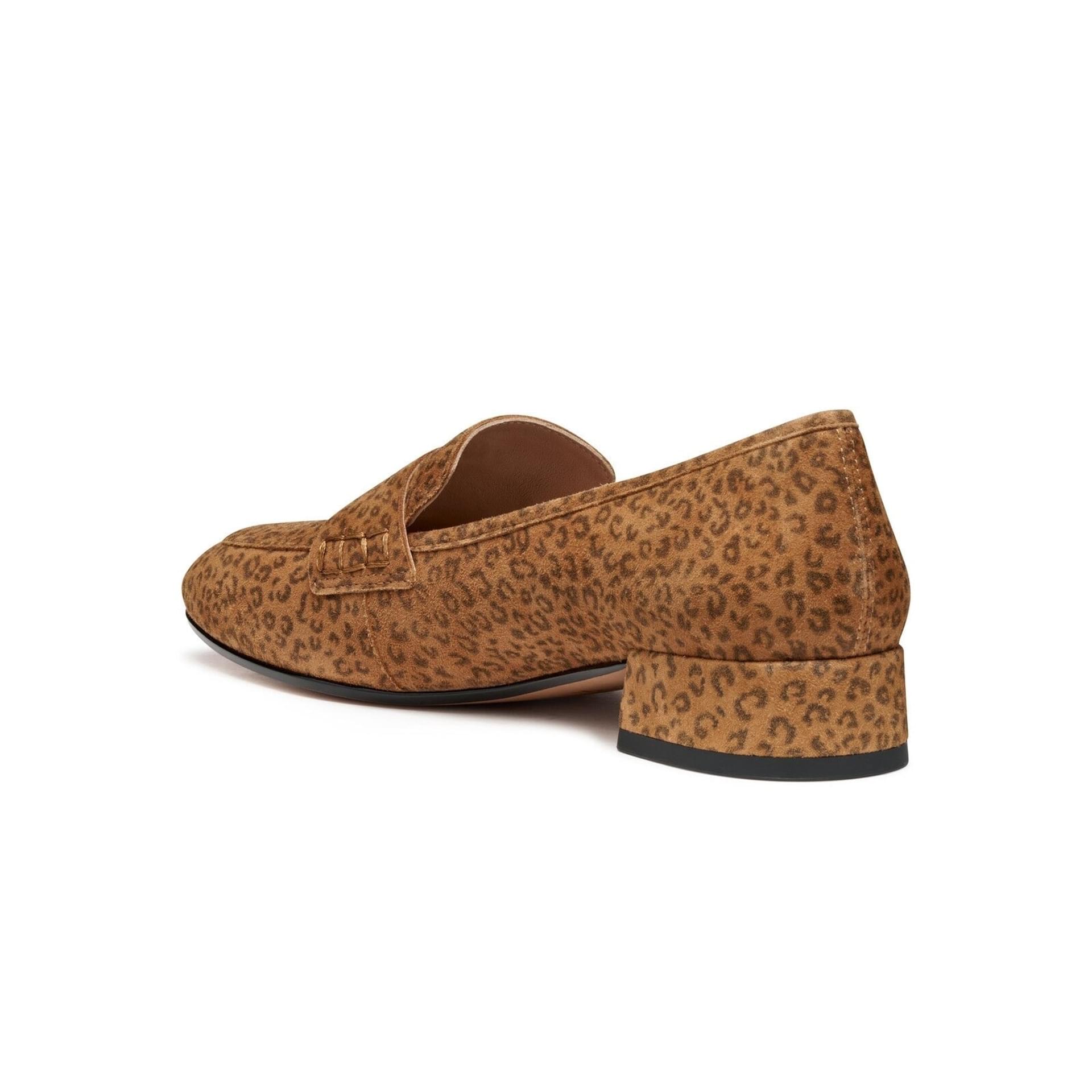 Geox Dhyalma Moccassins D561ND_00007 in Camel
