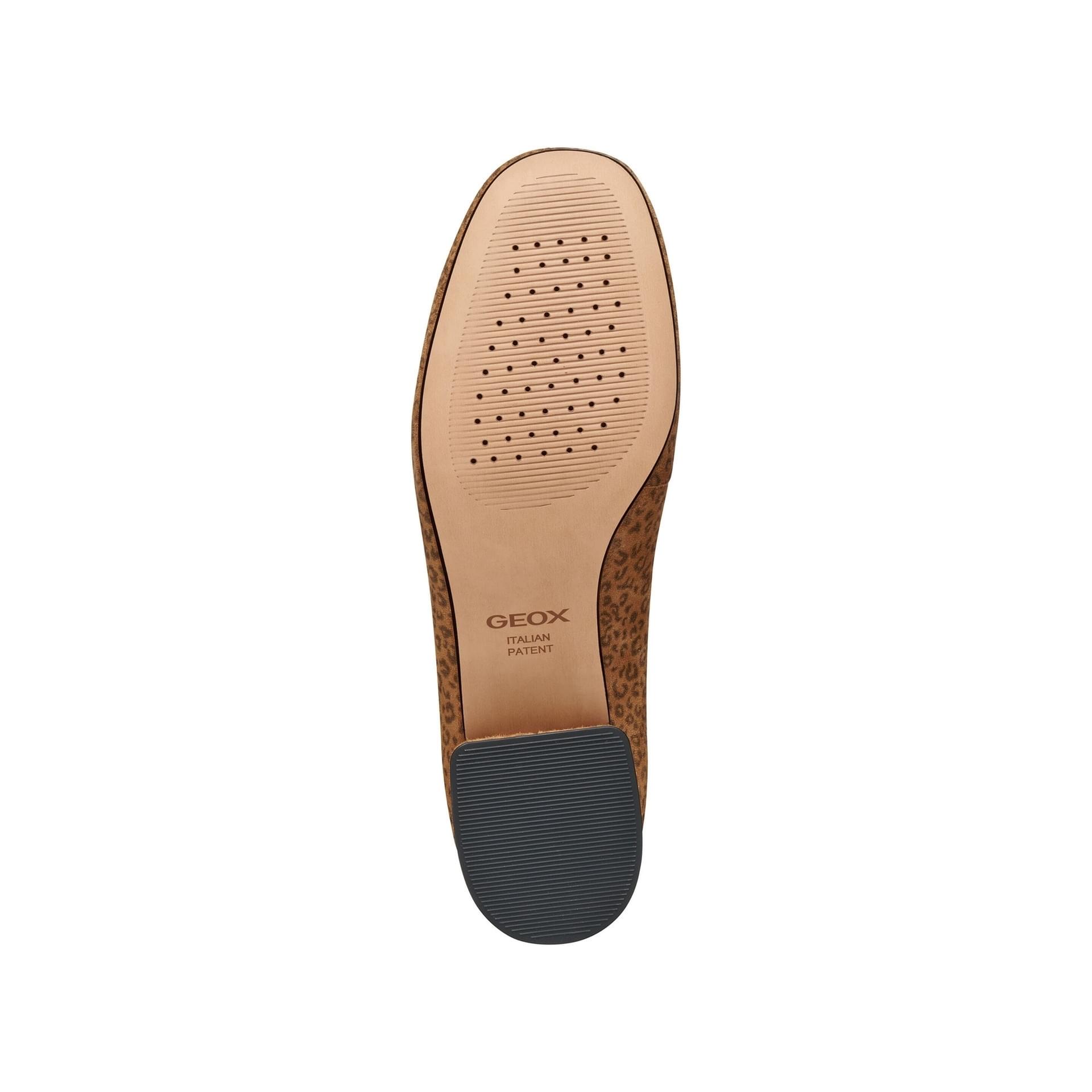 Geox Dhyalma Moccassins D561ND_00007 in Camel