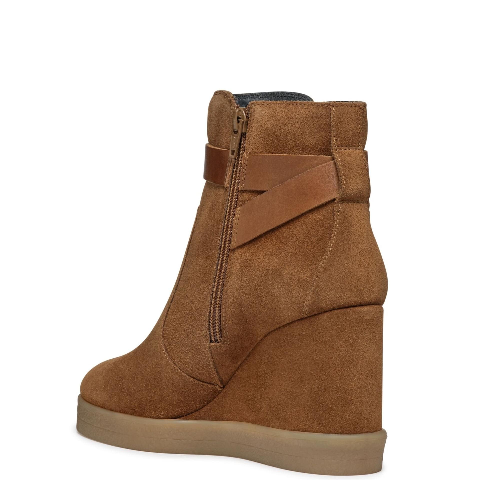 Geox Elidea Wedge Enkellaarsjes D46VQA_02243 in Dark Camel