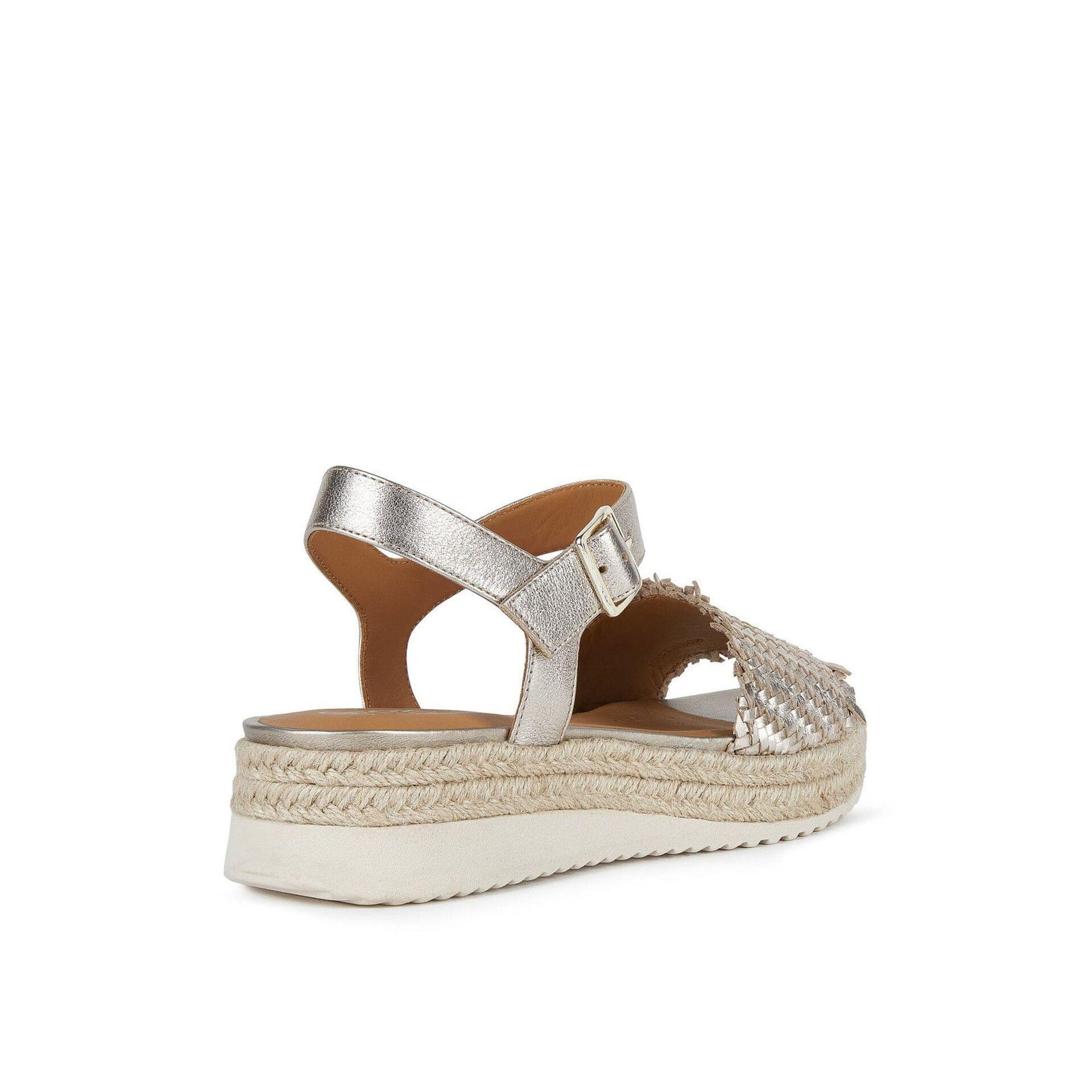 Geox Eolie Sandals D25SRF_0CF6E in Champagne