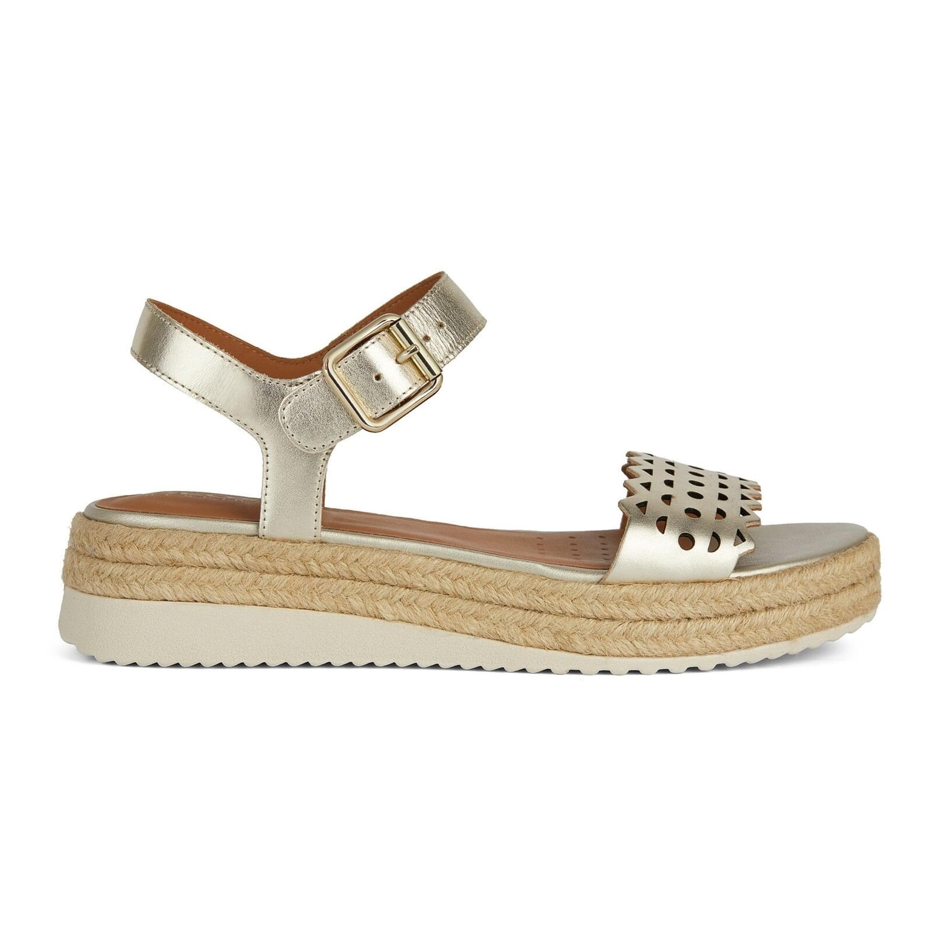 Geox Eolie Sandals D45SRA_000CF in Light Gold