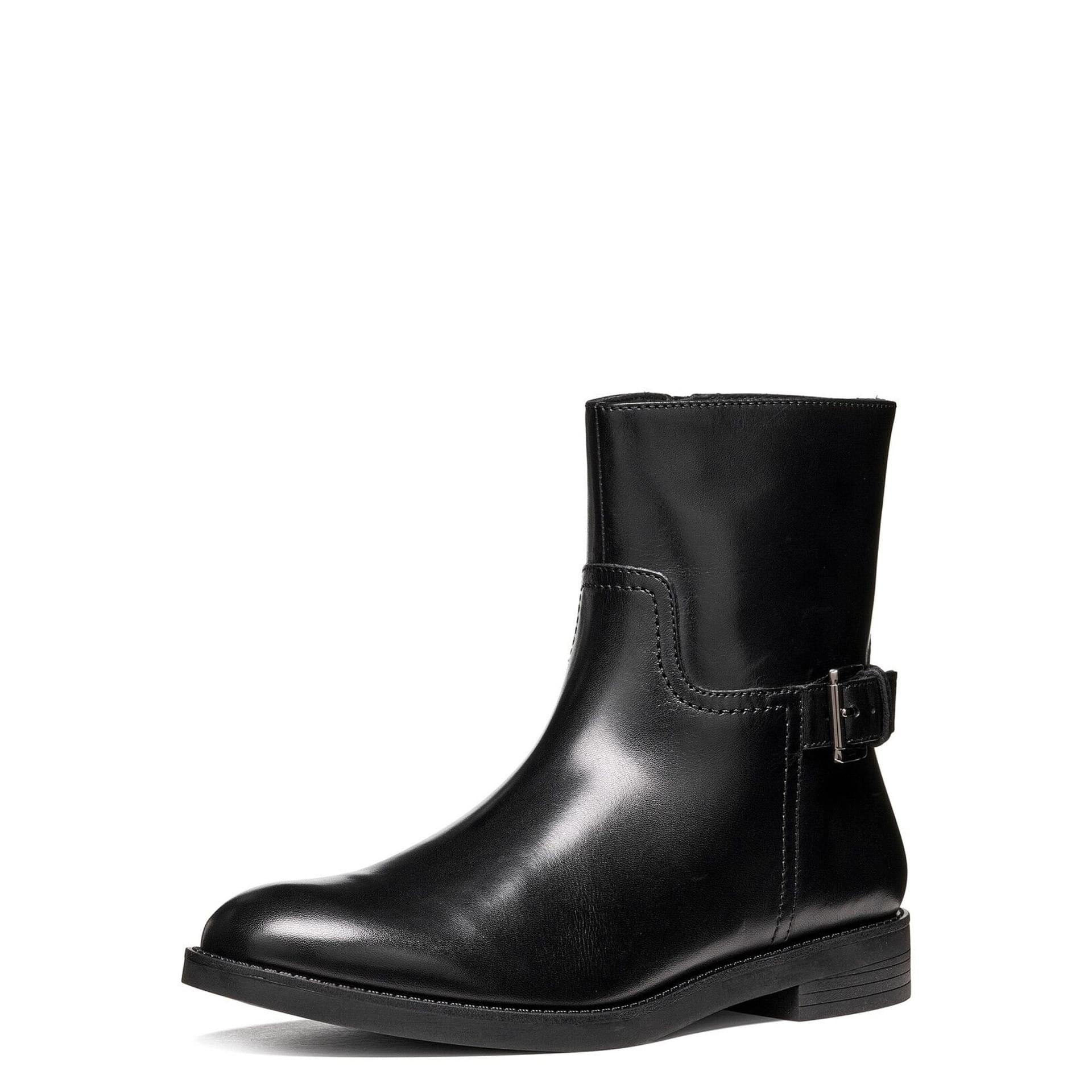 Geox Esmeena Ankle Boots leather in Black, three-quarter view (SKU D6811F_00043--C9999)