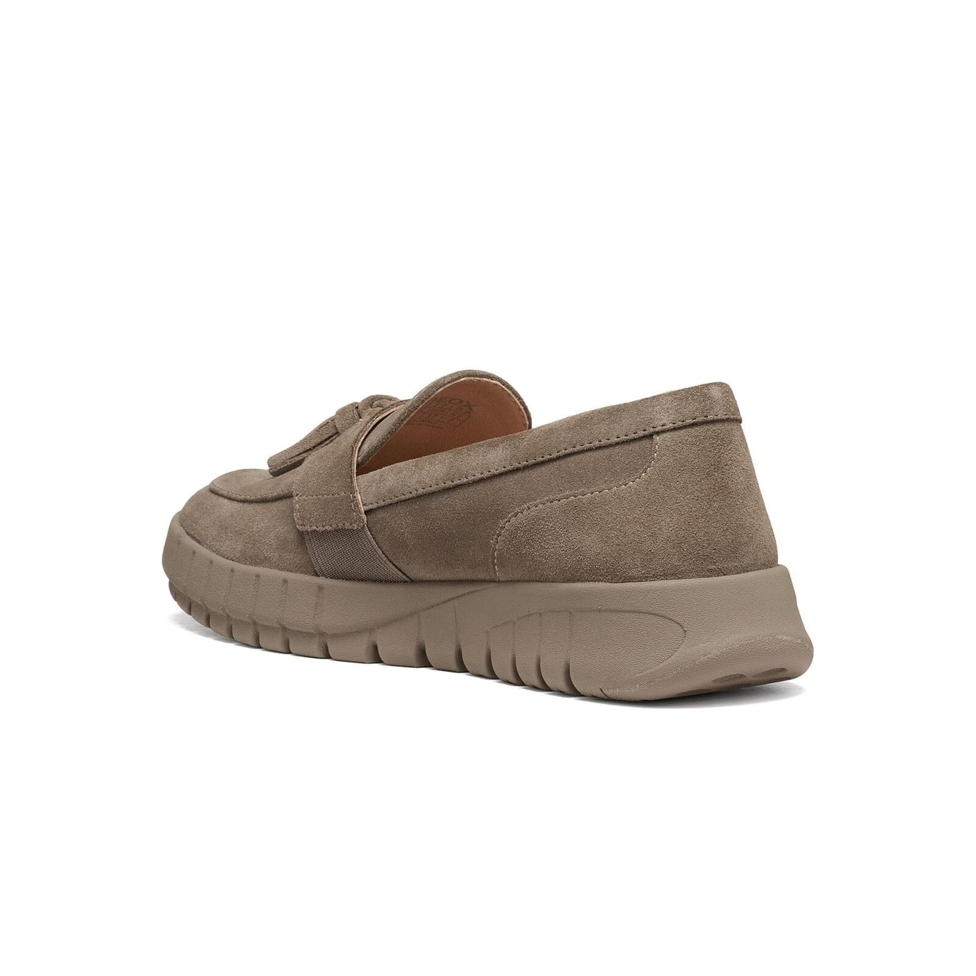 Geox Flextride Mocassins in Dove Grey, vue en angle (SKU D669AB_00022--C1018)