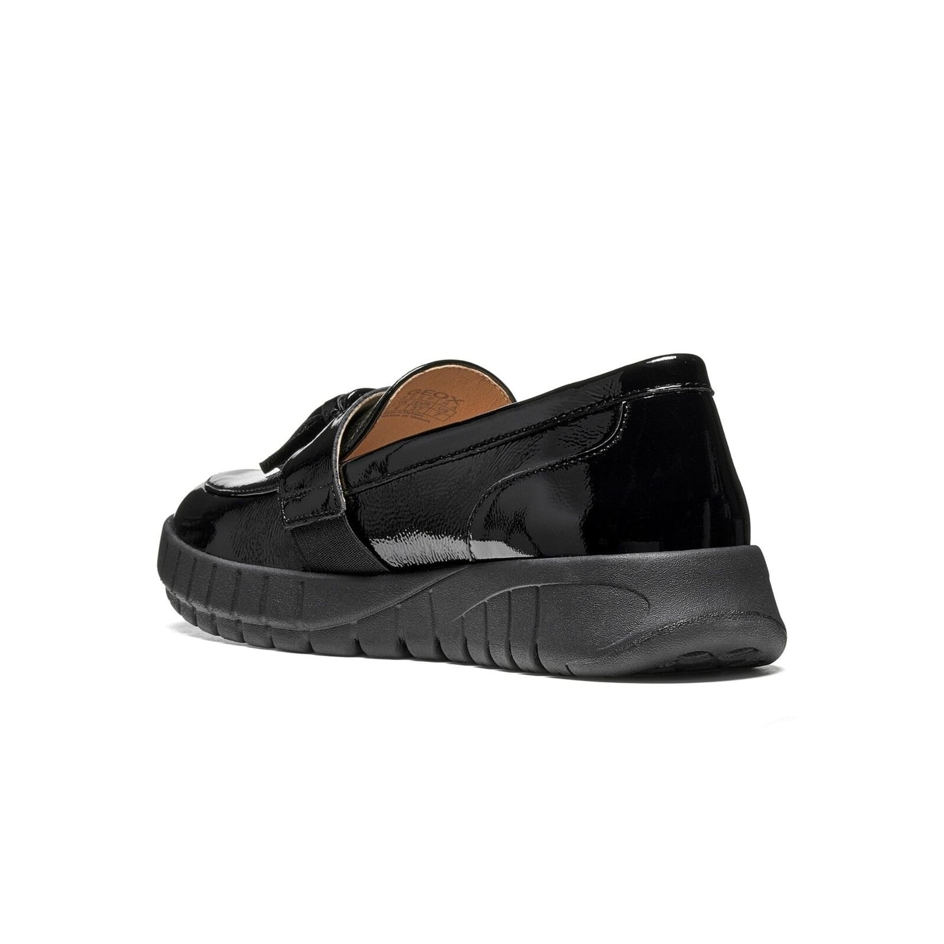 Geox Flextride Mocassins in Black, vue en angle (SKU D669AB_00067--C9999)