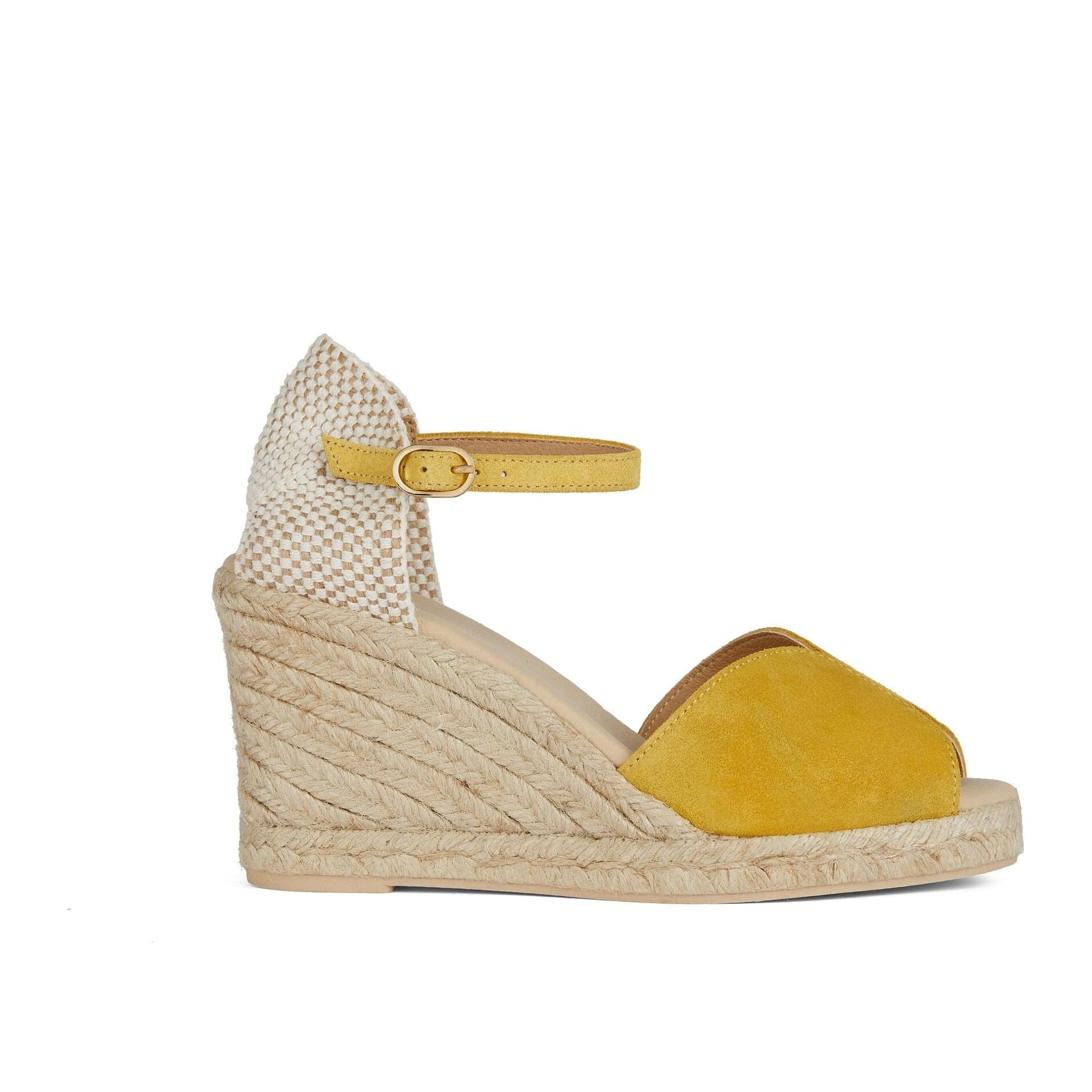 Geox Gelsa Sandals D45TPB_00022 in Yellow