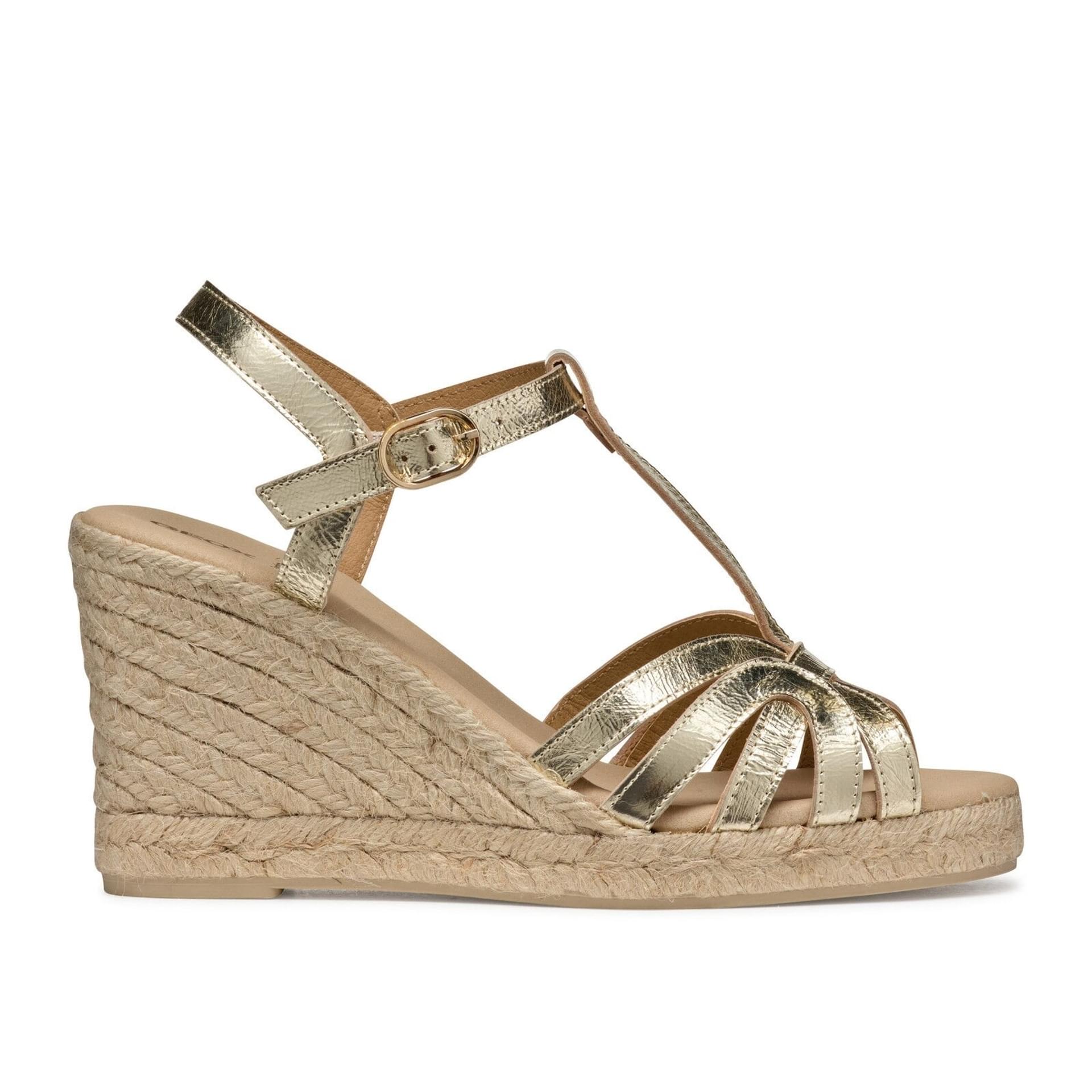 Geox Gelsa Sandals D55TPA_000CF in Light Gold