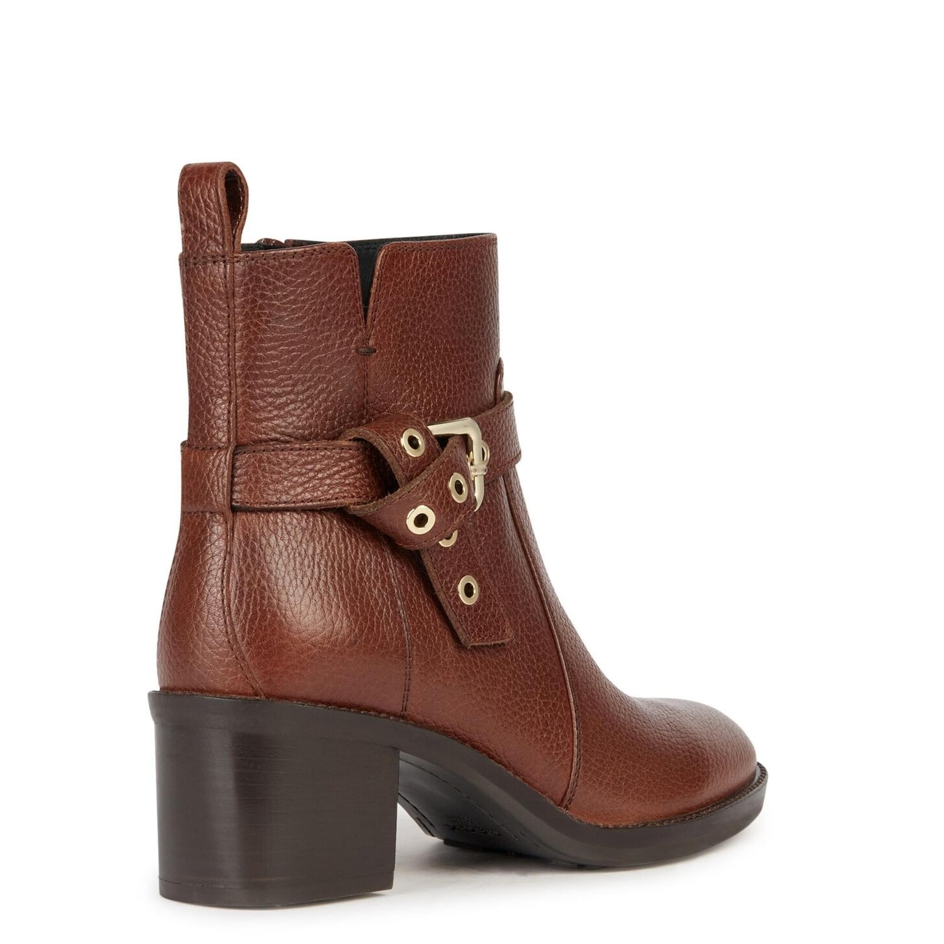 Geox Giulila Enkellaarsjes D36TYA_00046 in Brown