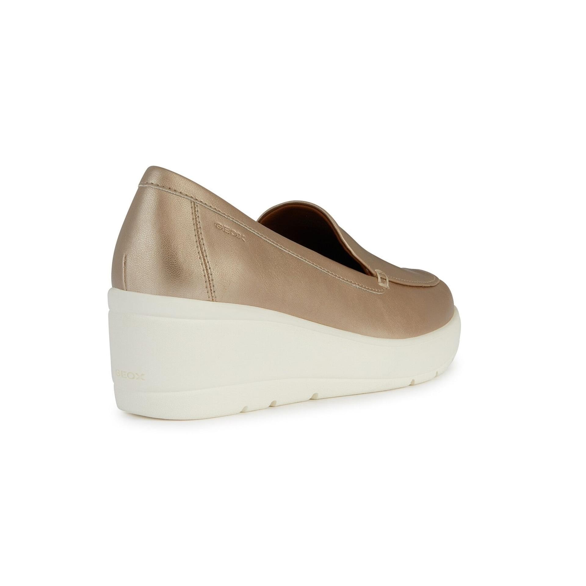 Geox Ilde Moccassins D36RAB_000NF in Light Gold