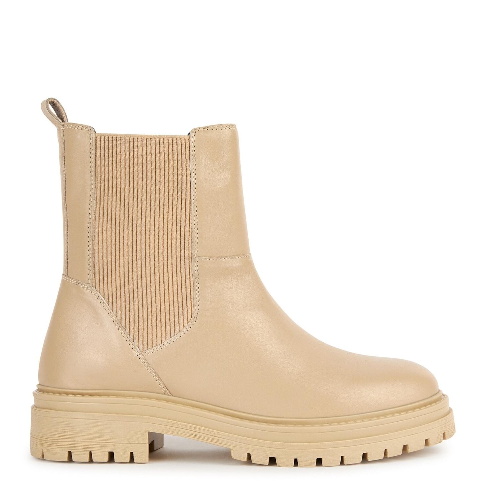 Geox Iridea Ankle Boots D36HRG_043NH in Light Sand