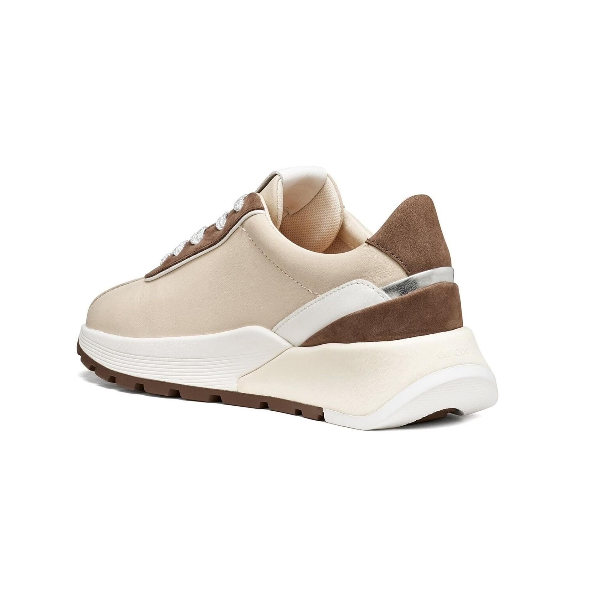 Geox Metropoli Sneakers in Papyrus/White, angled view (SKU D655JA_08532--C1S1Z)