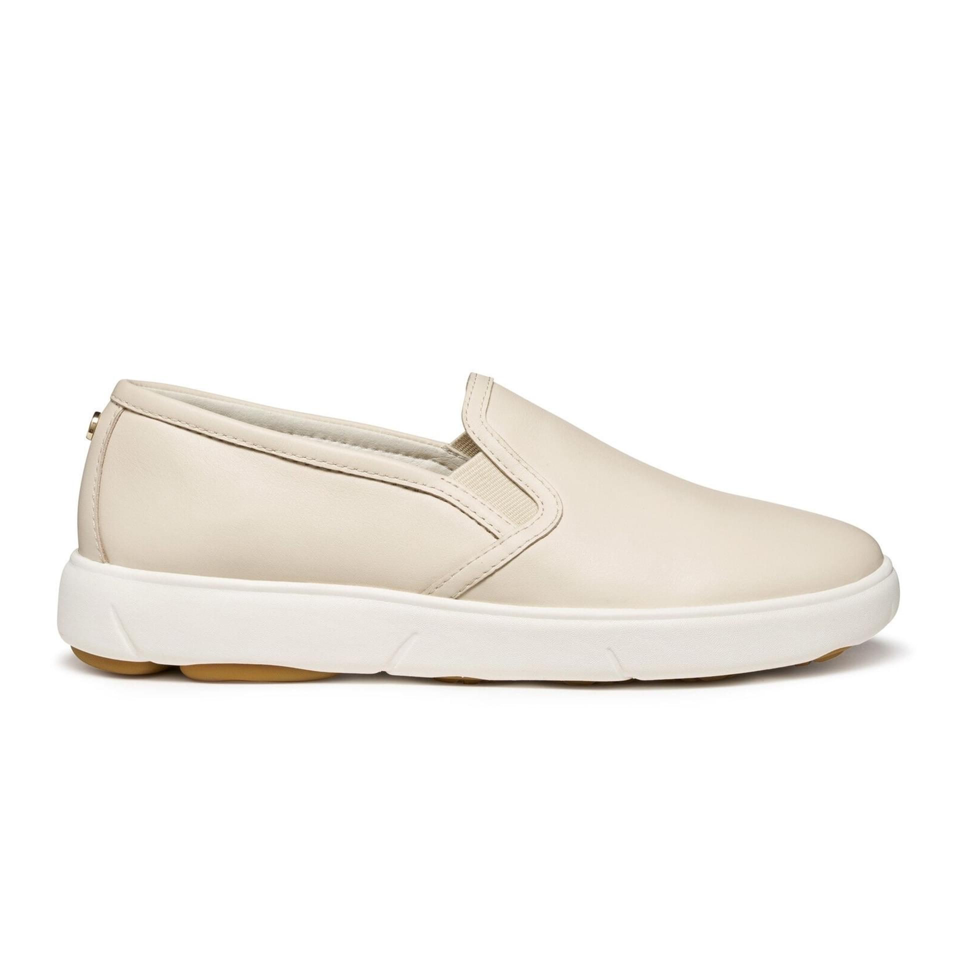 Geox Nebula 2.0 C Sneakers D563TC_00085 in Papyrus
