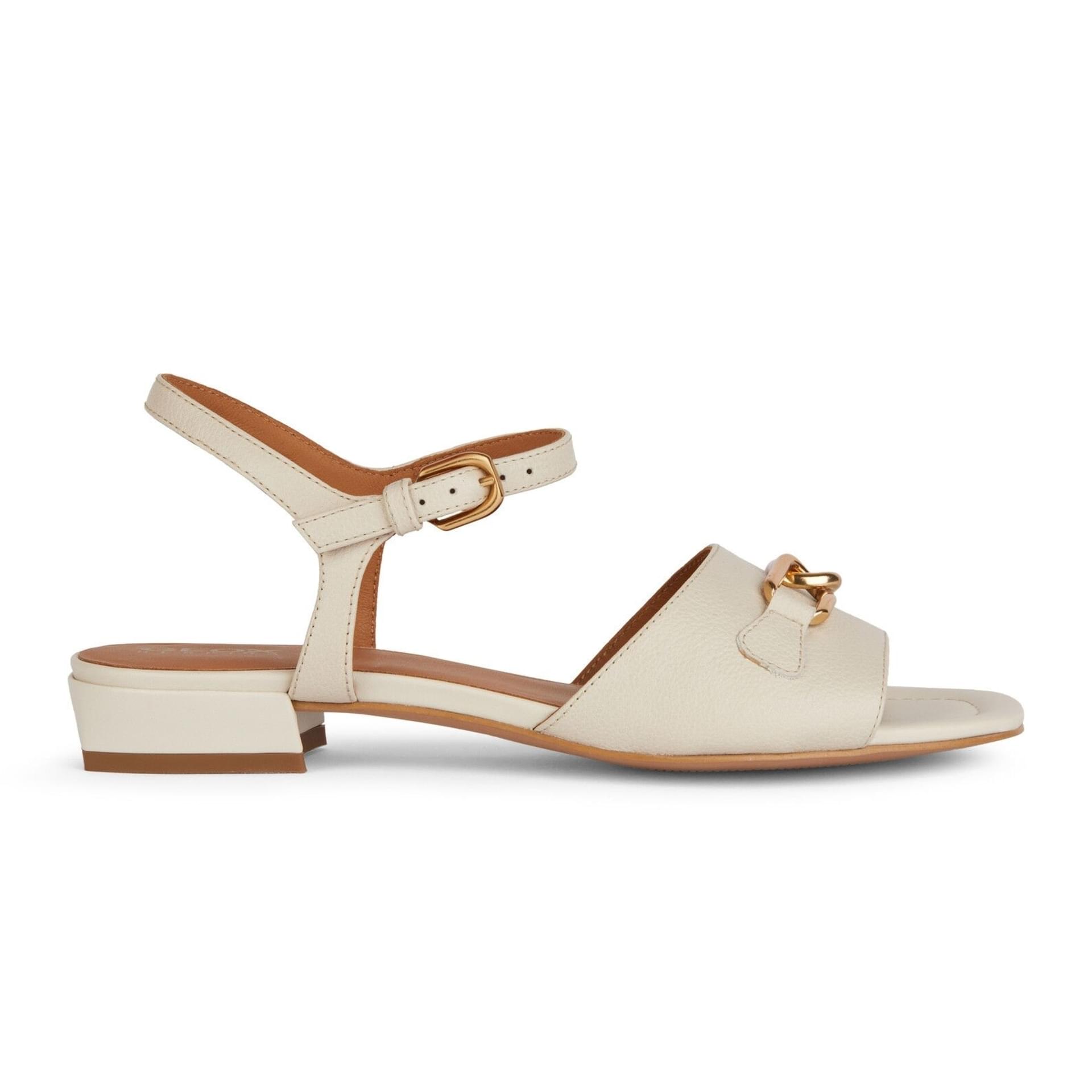 Geox New Eraklia 15 Sandals D4580B_00046 in Light Sand