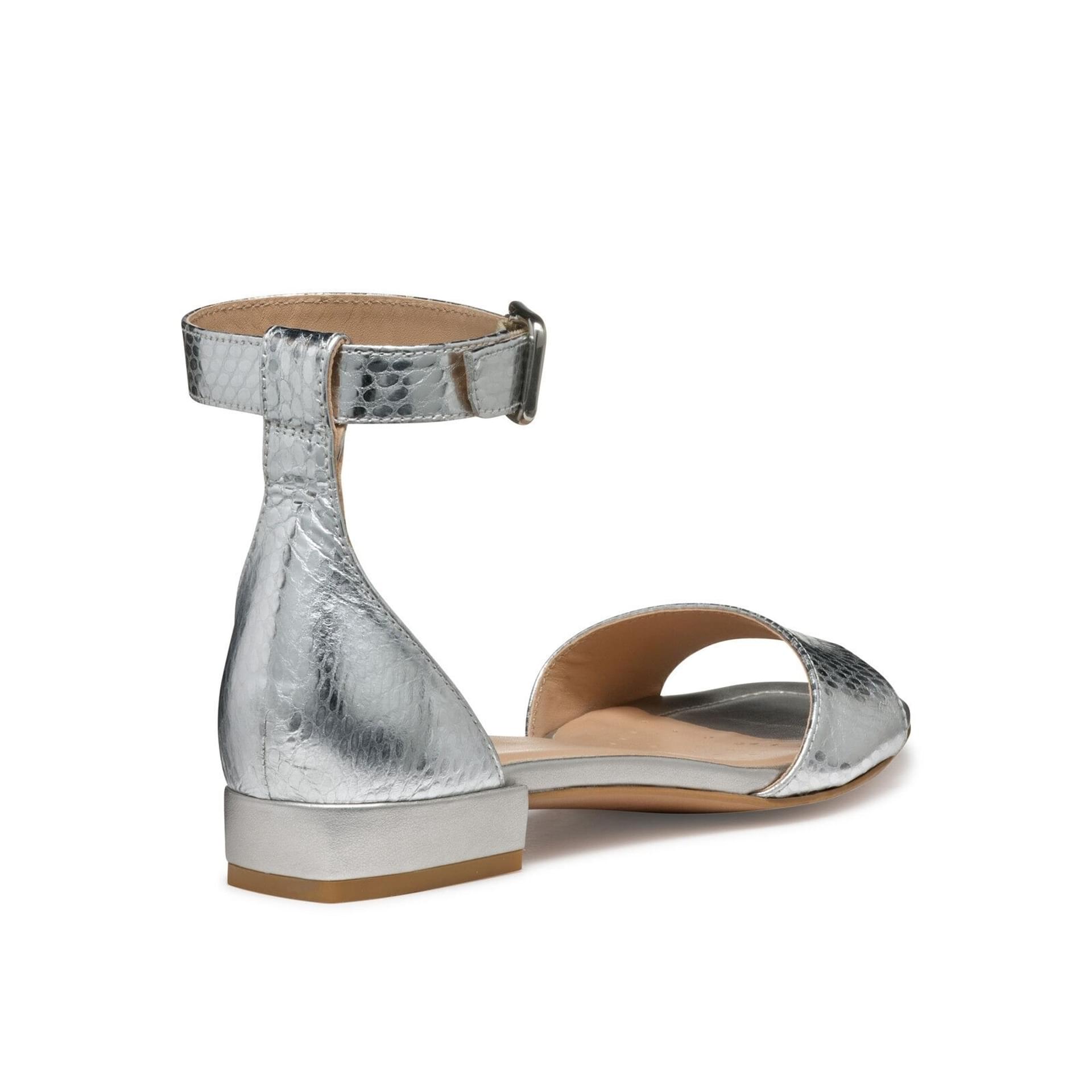 Geox New Eraklia 15 Sandalen D5580B_000KY in Silver