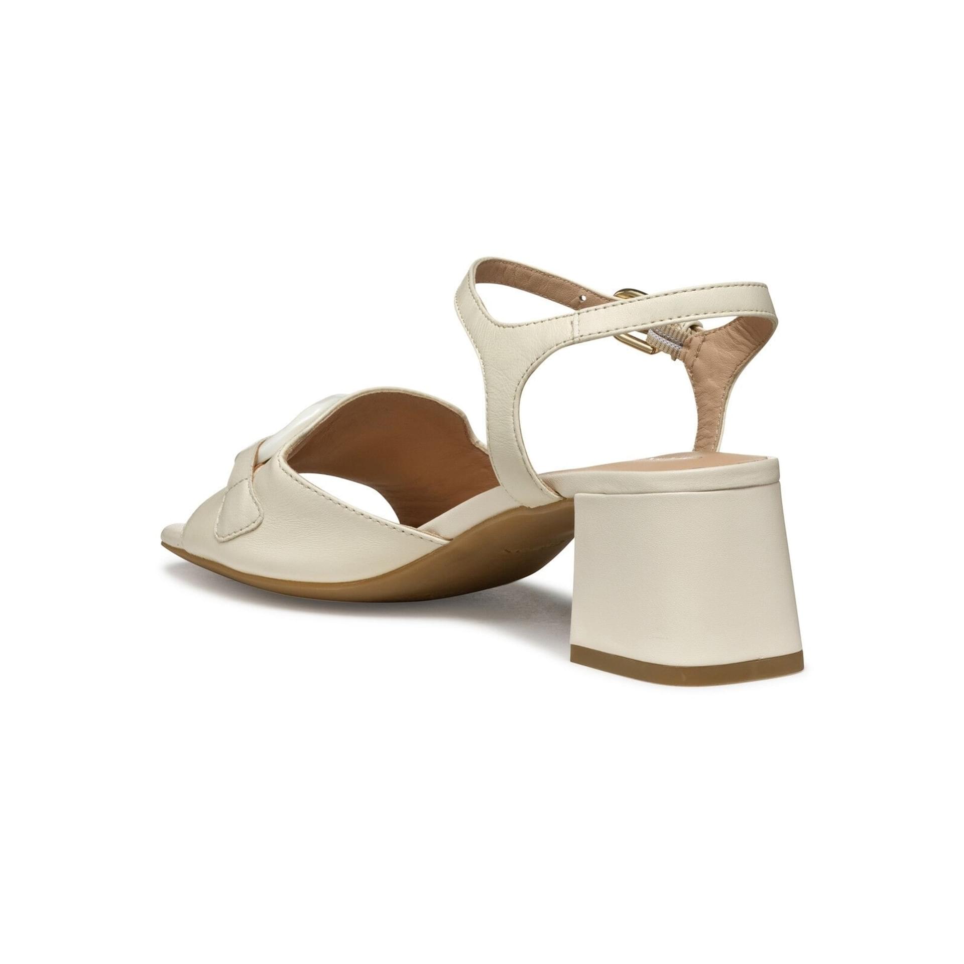 Geox New Eraklia 50 T Sandals D55YQC_000TU in Papyrus