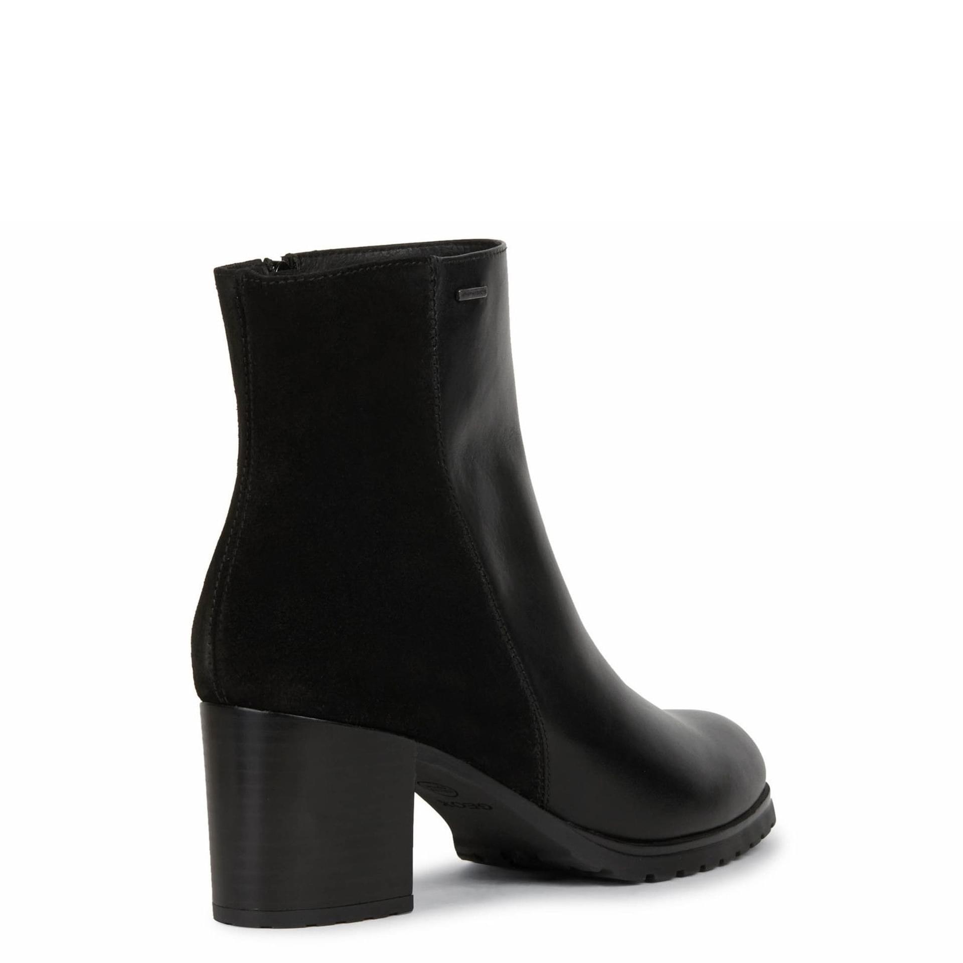 Geox New Lise Np Abx Enkellaarsjes D166ZB_04322 in Black