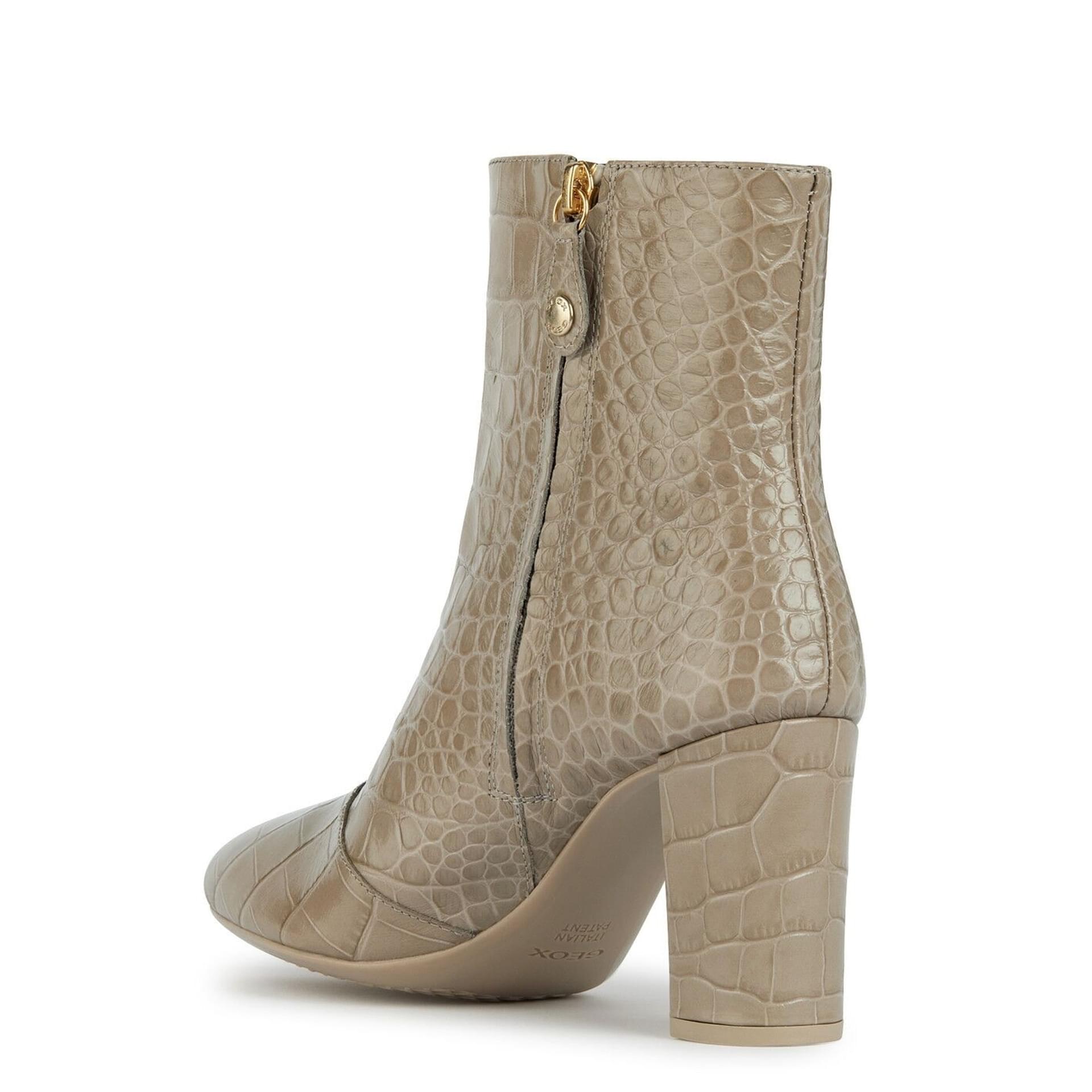 Geox Pheby 80 Enkellaarsjes D36QPE_00040 in Sand