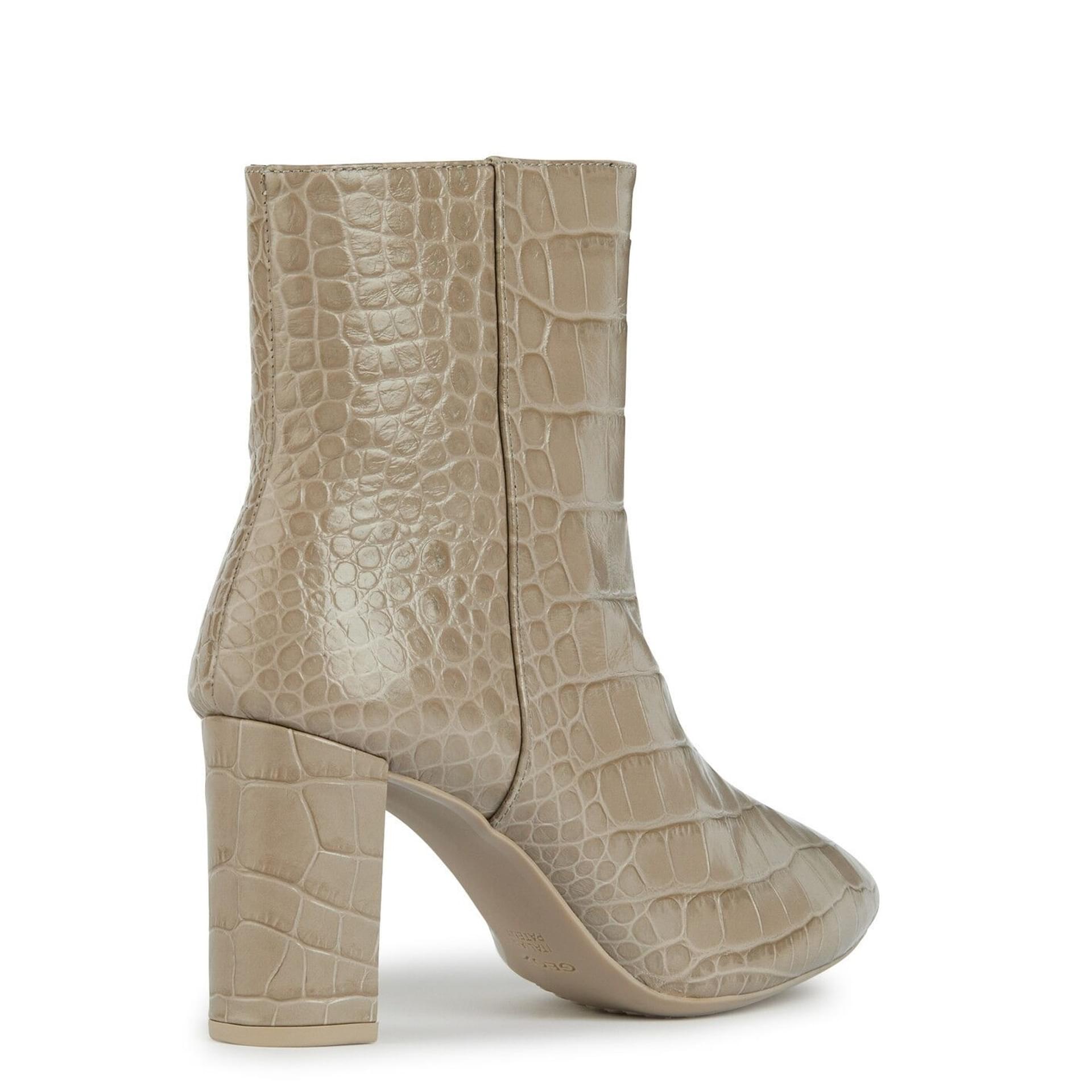 Geox Pheby 80 Enkellaarsjes D36QPE_00040 in Sand