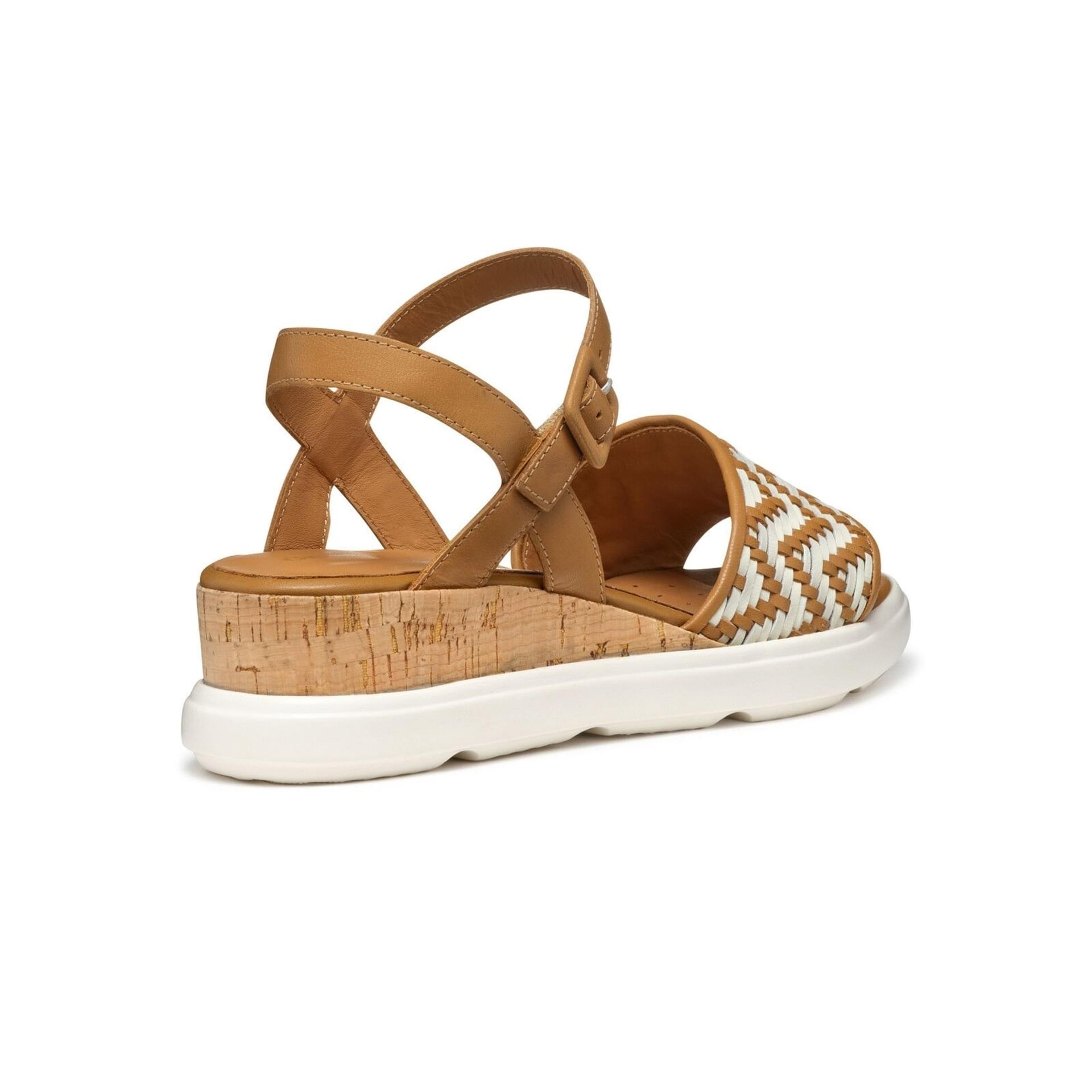 Geox Pisa Sandals D55GUB_000TC in Camel/Papyrus