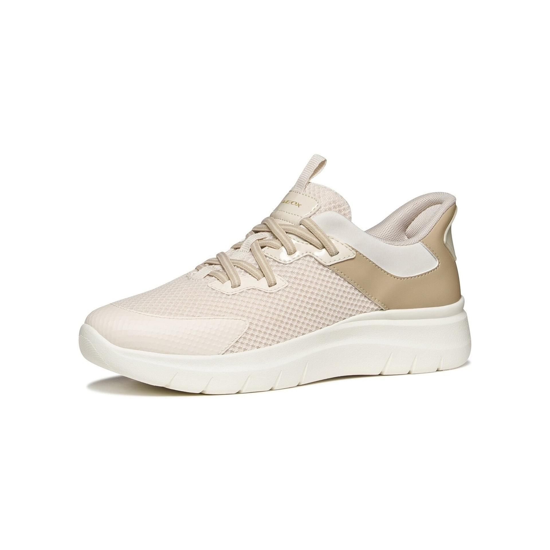 Geox Plummery Plus Sneakers mesh in Papyrus/Cream, driekwartaanzicht (SKU D670JB_01402--C1S5K)