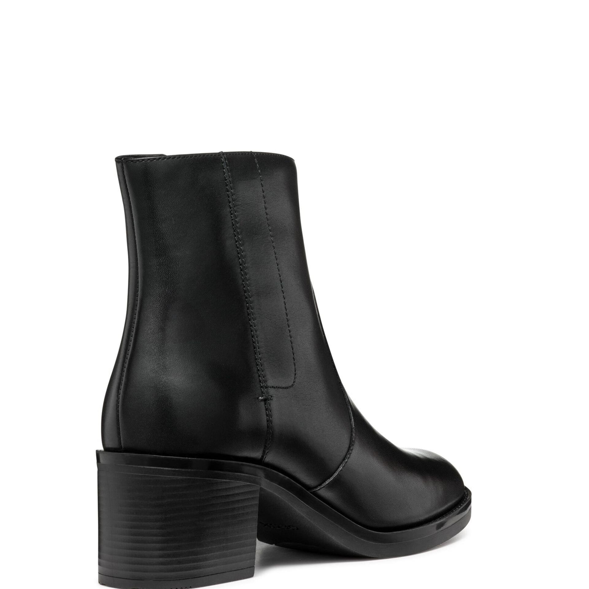 Geox Serilda 60 Ankle Boots D46XXE_00043 in Black