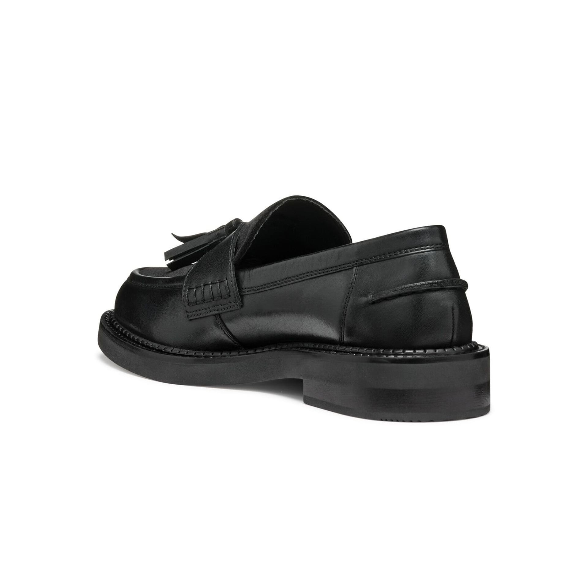 Geox Serilda Moccassins D46WYH_043FP in Black