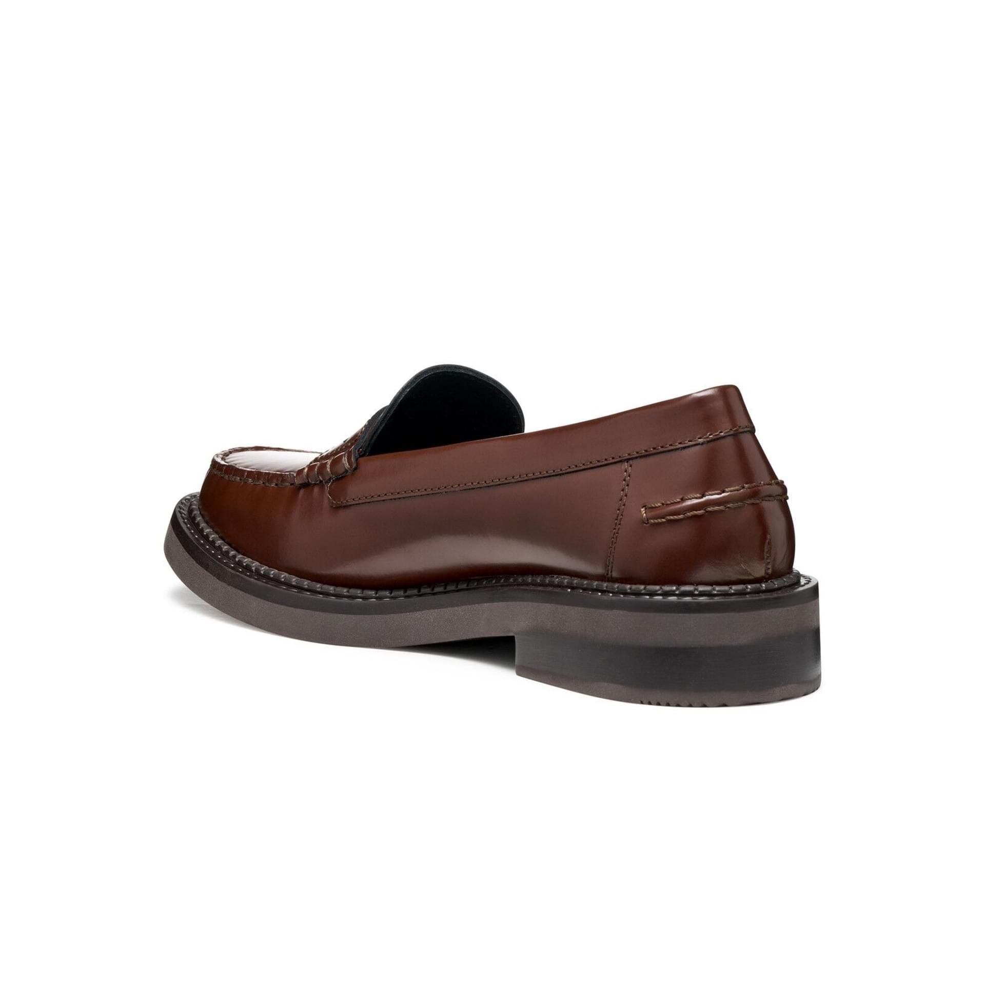 Geox Serilda Mocassins D56WYI_00038 in Chestnut