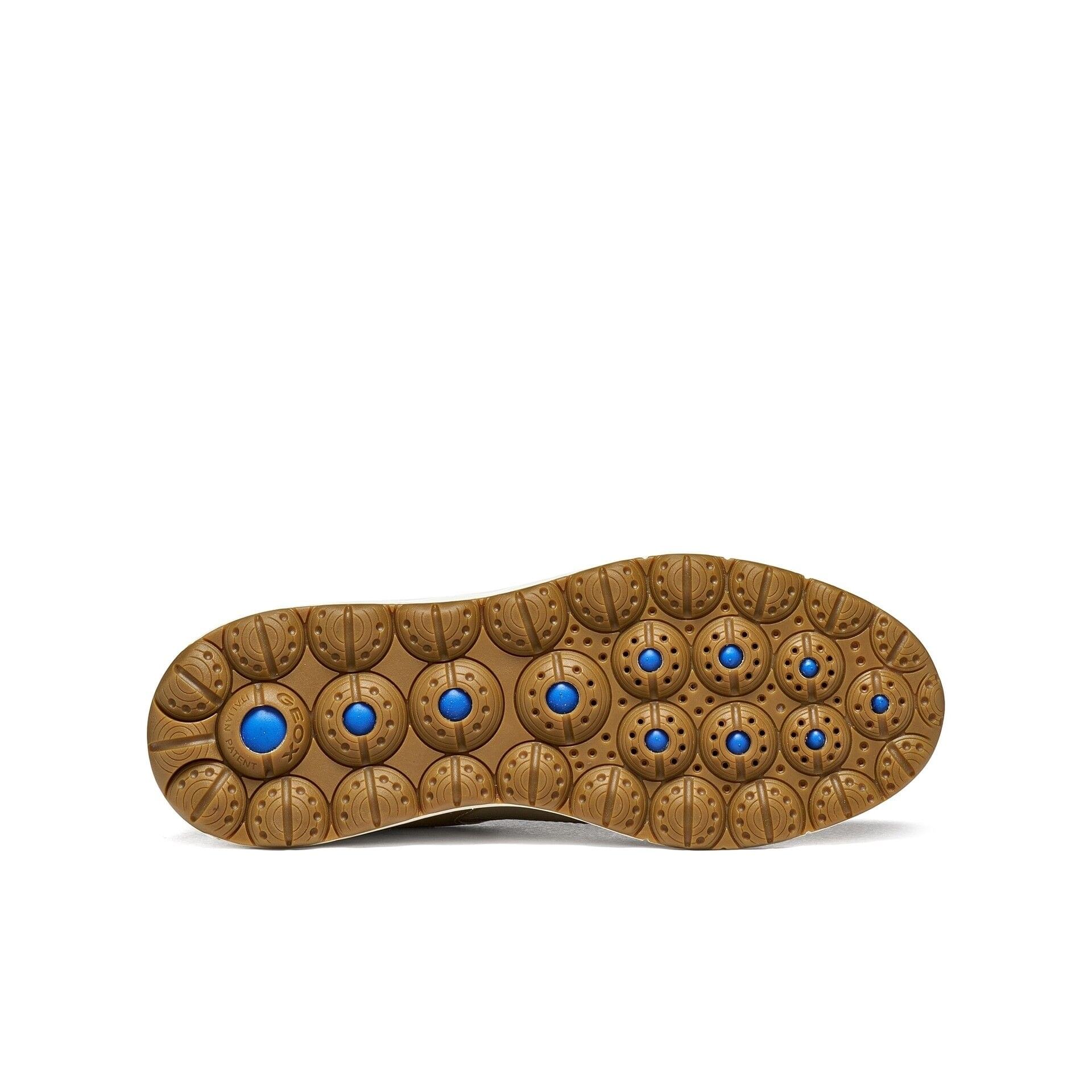 Geox Spherica 4x4 B Abx Sneakers in Beige/Light Gold, sole (SKU D3626D_046NF--C5379)