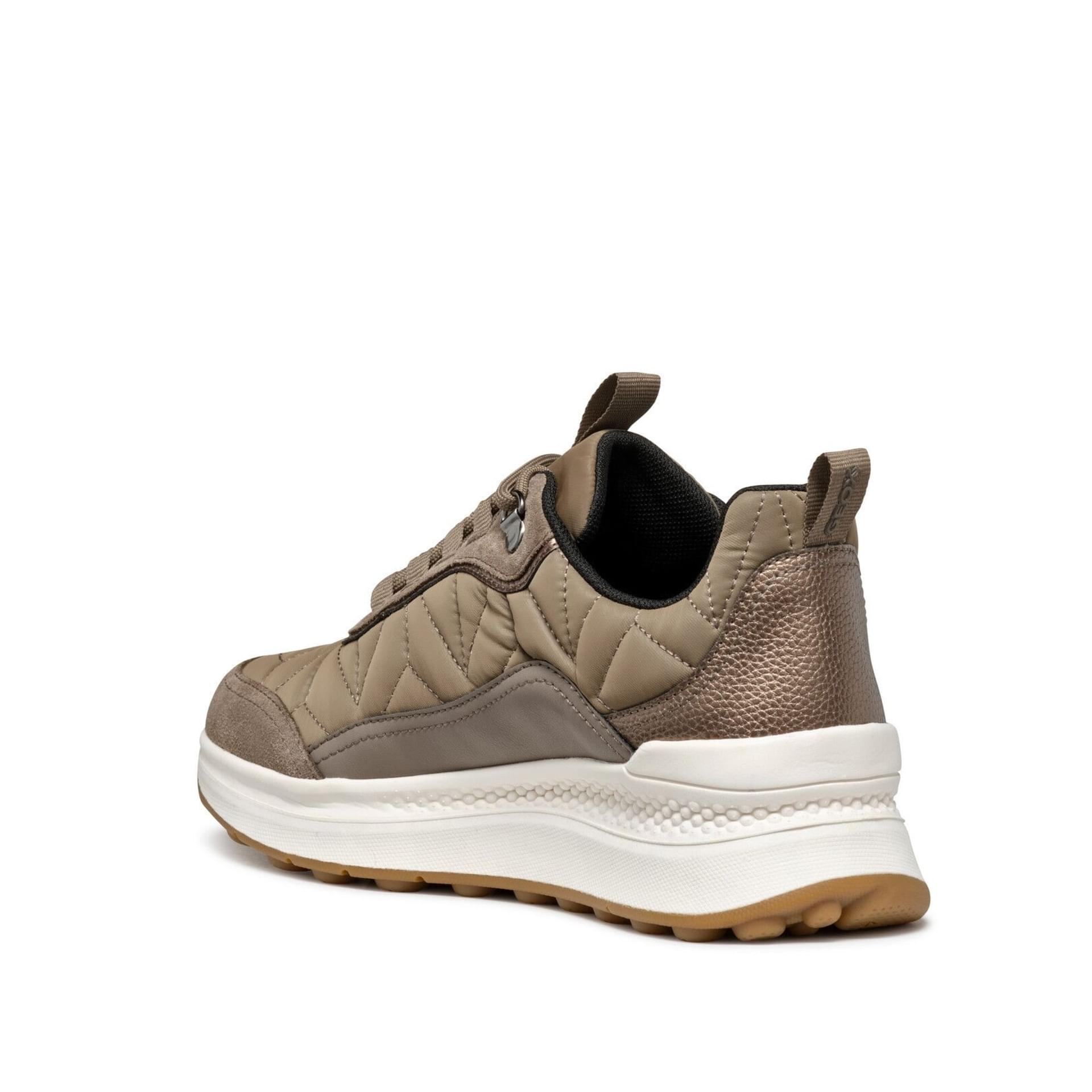 Geox Spherica Actif X2 Sneakers D46WPD_0FU22 in Taupe