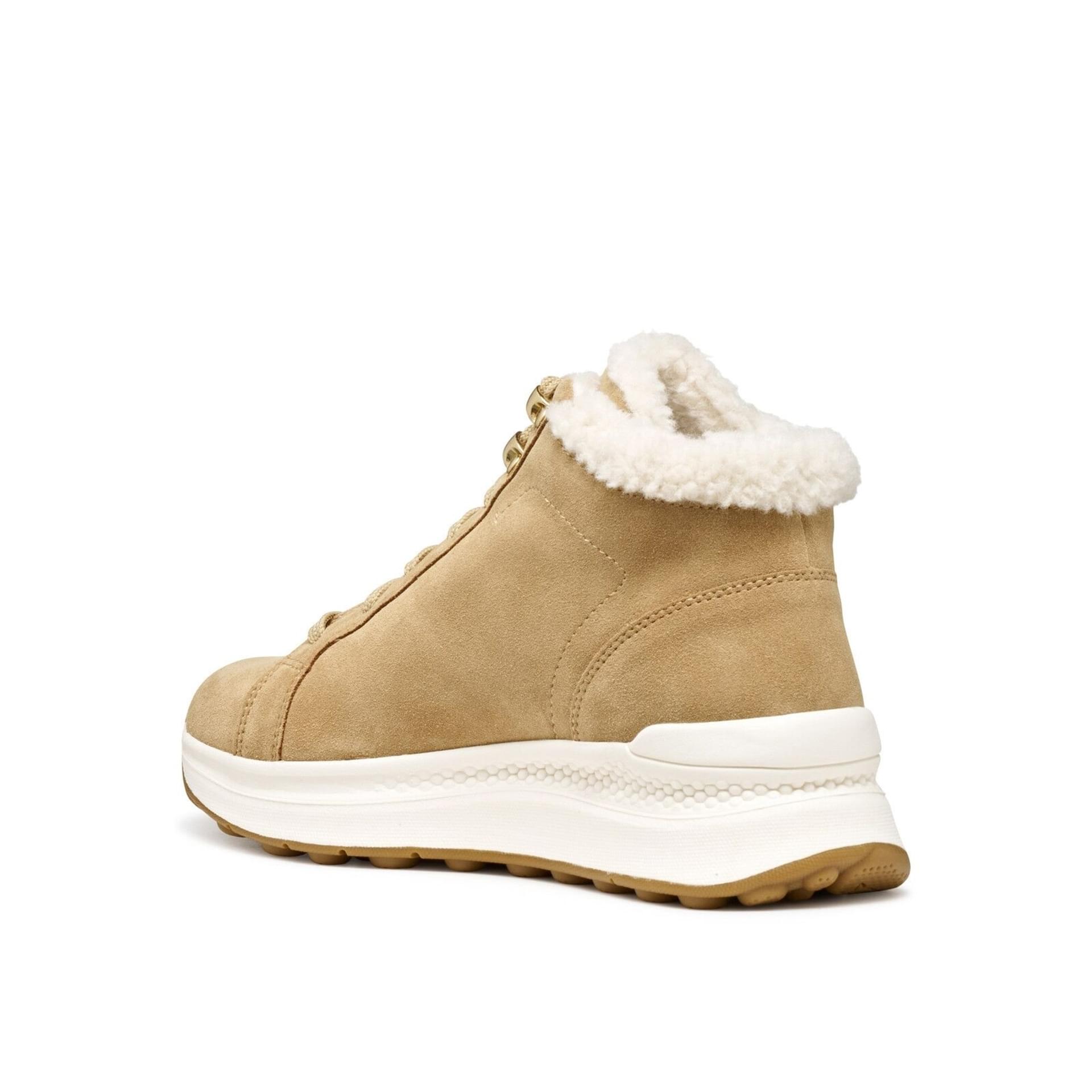 Geox Spherica Actif X2 Sneakers D56WPA_00022 in Dark Sand