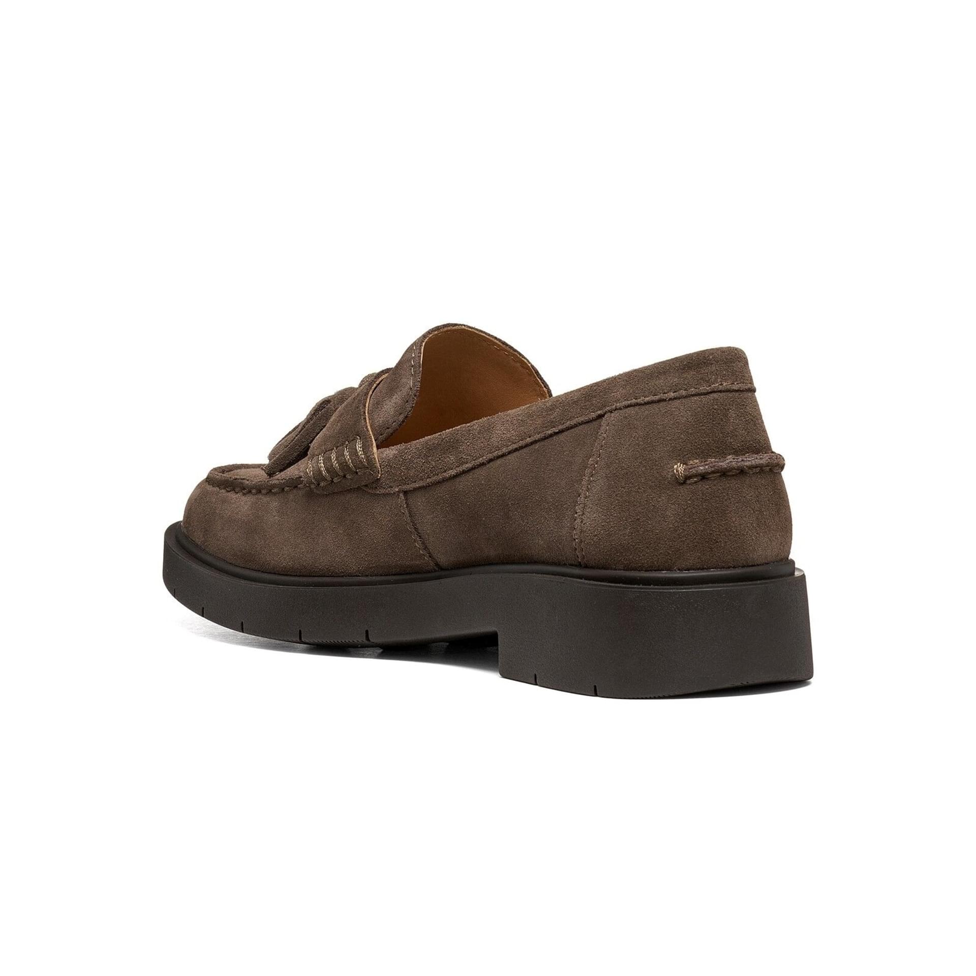 Geox Spherica Ec1 B Mocassins leer in Taupe, hoekaanzicht (SKU D65DKA_00022--C6029)