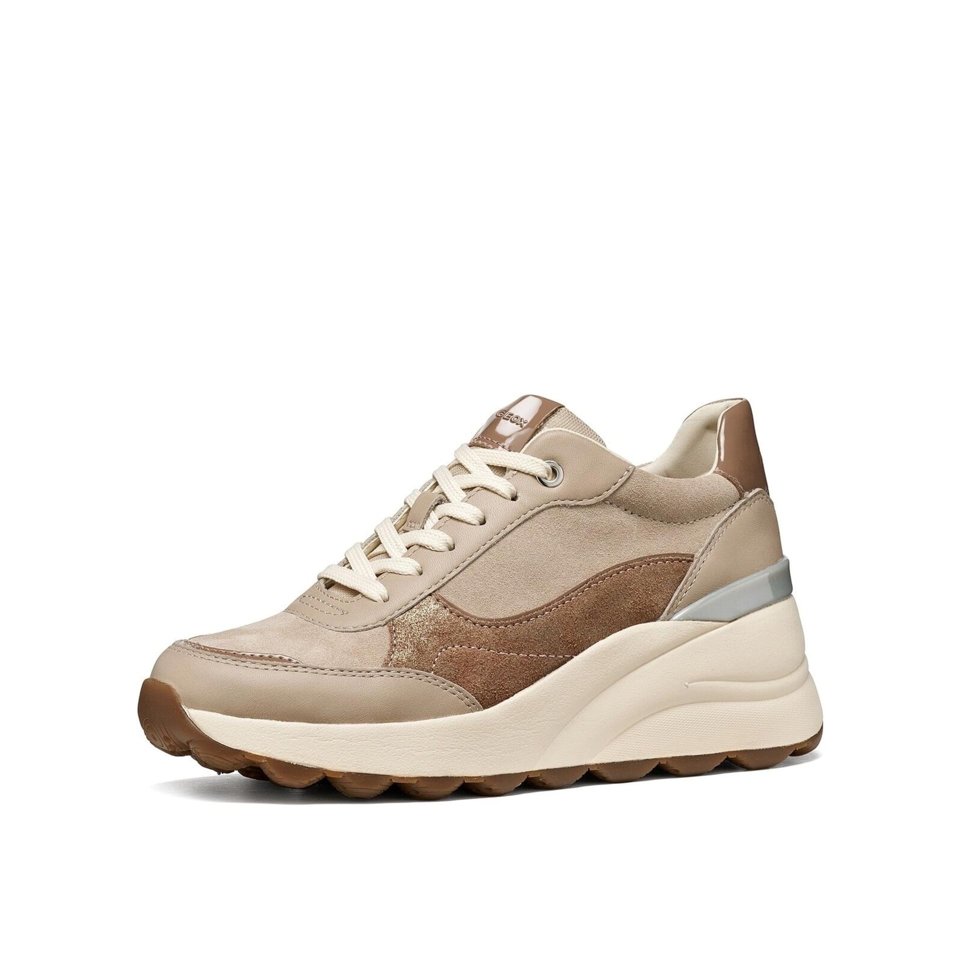 Geox Spherica Ec13 Sneakers leather in Beige/Light Brown, three-quarter view (SKU D65WAB_02285--C5288)