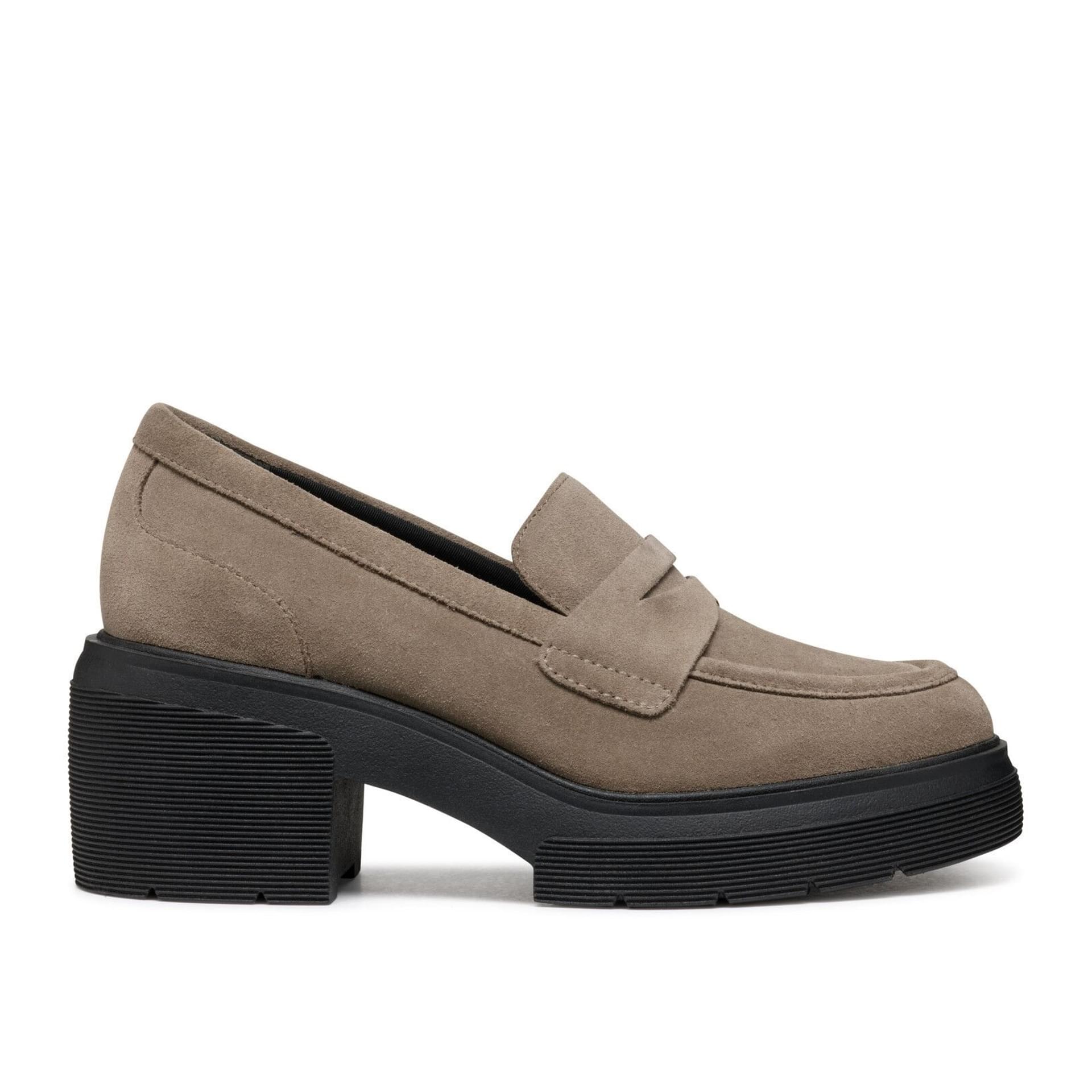 Geox Spherica Ec15 Moccassins D46WWD_00022 in Taupe