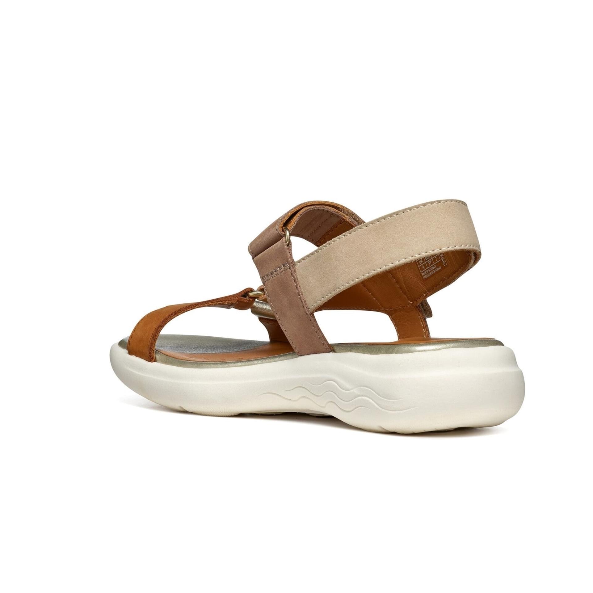 Geox Spherica Ec5w Sandals D25ADA_032CF in Sand/Light Gold