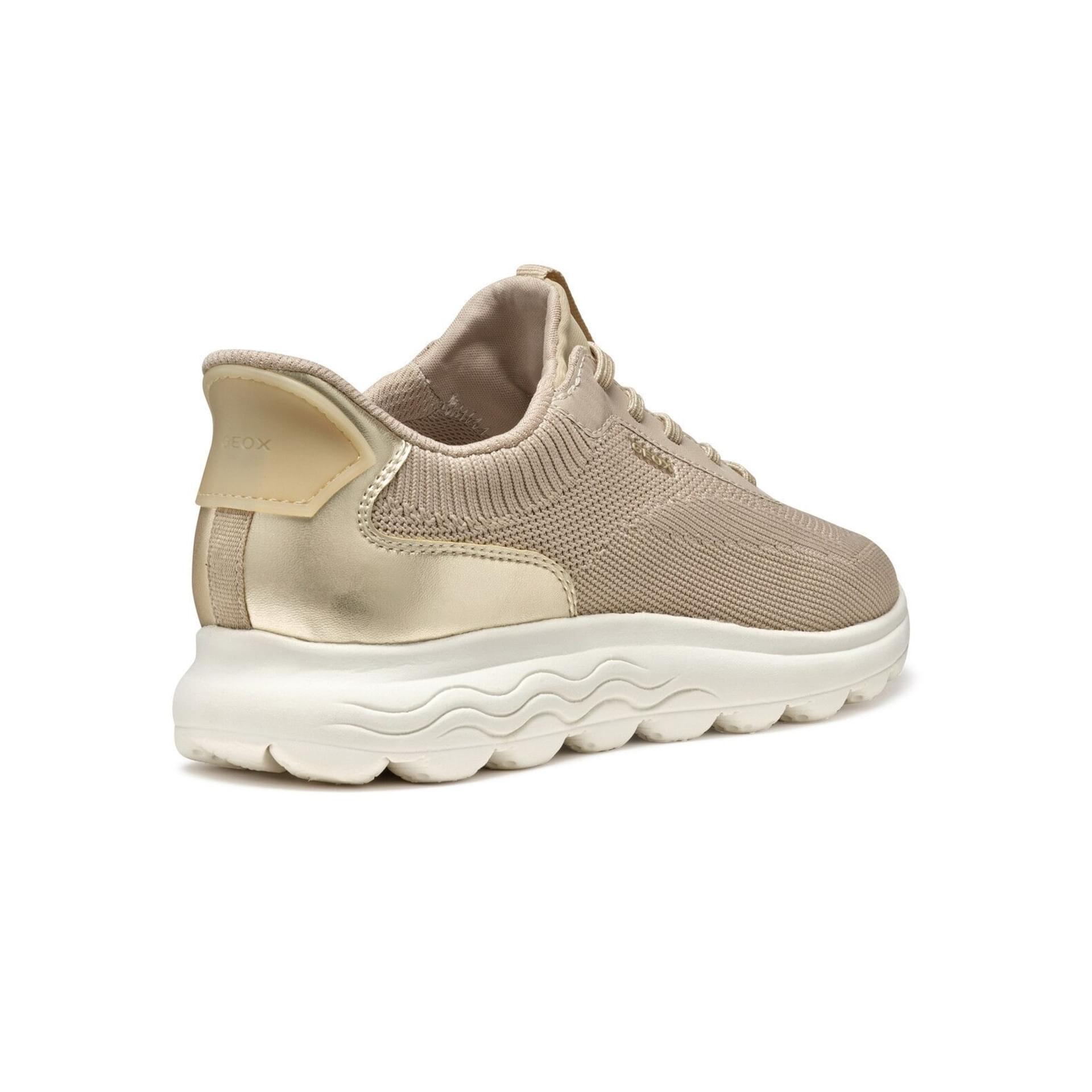 Geox Spherica Plus Sneakers D557MA_06KBN in Light Taupe/Light Gold