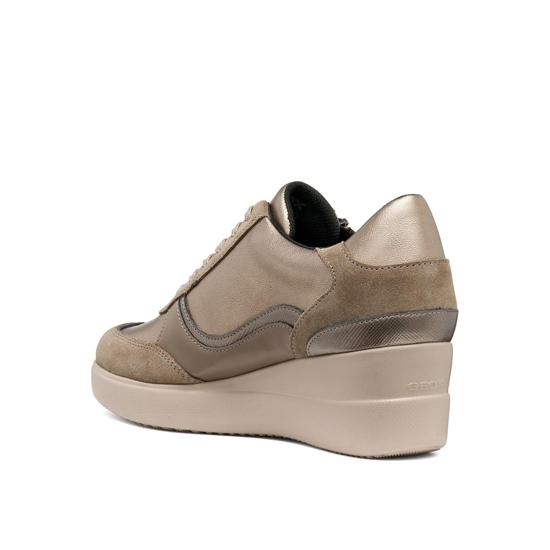 Geox Stardust Sneakers in Sage/Dove Grey, hoekaanzicht (SKU D6630B_0AJ22--C3056)
