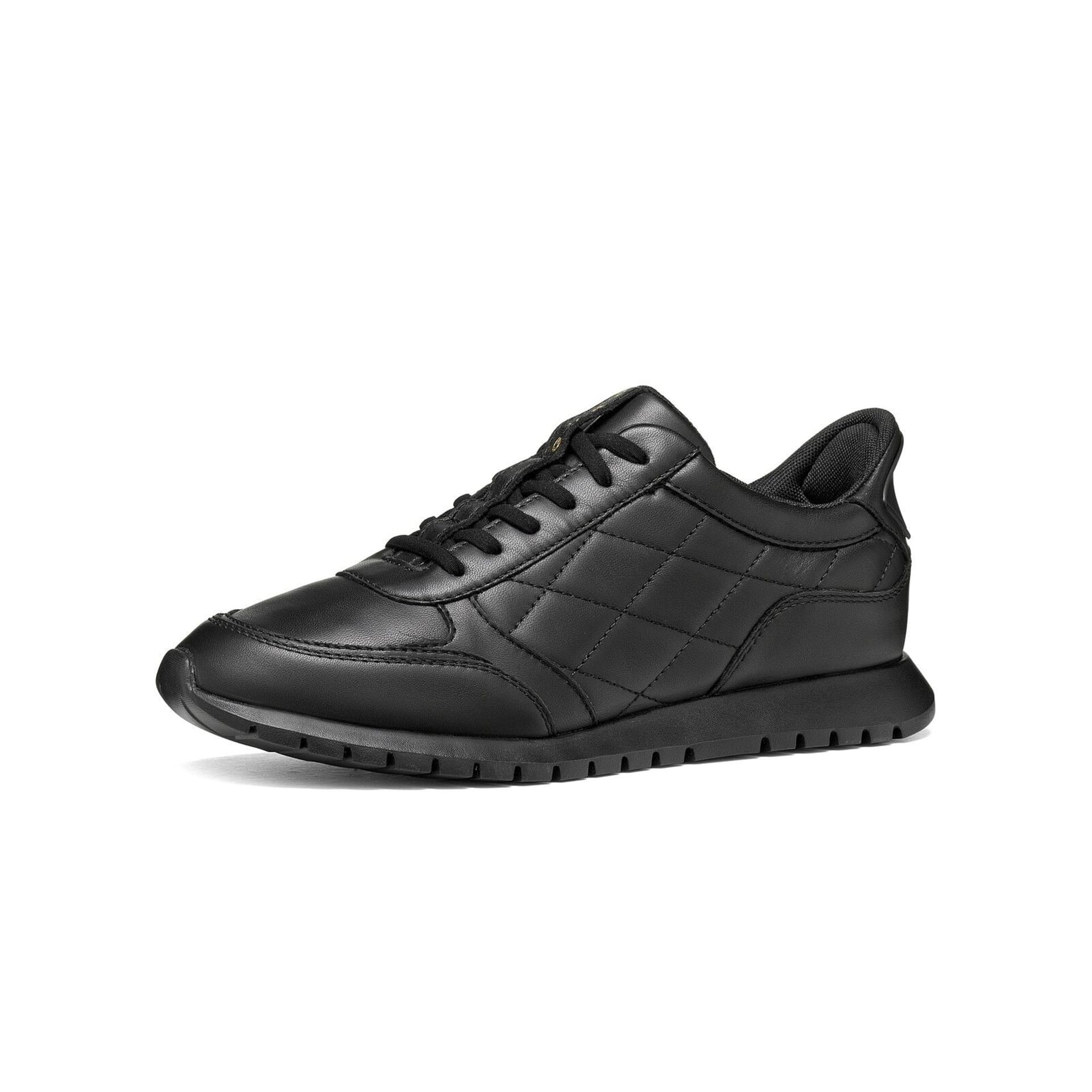 Geox Sukie 2.0 Plus Sneakers leather in Black, three-quarter view (SKU D680AA_00085--C9999)