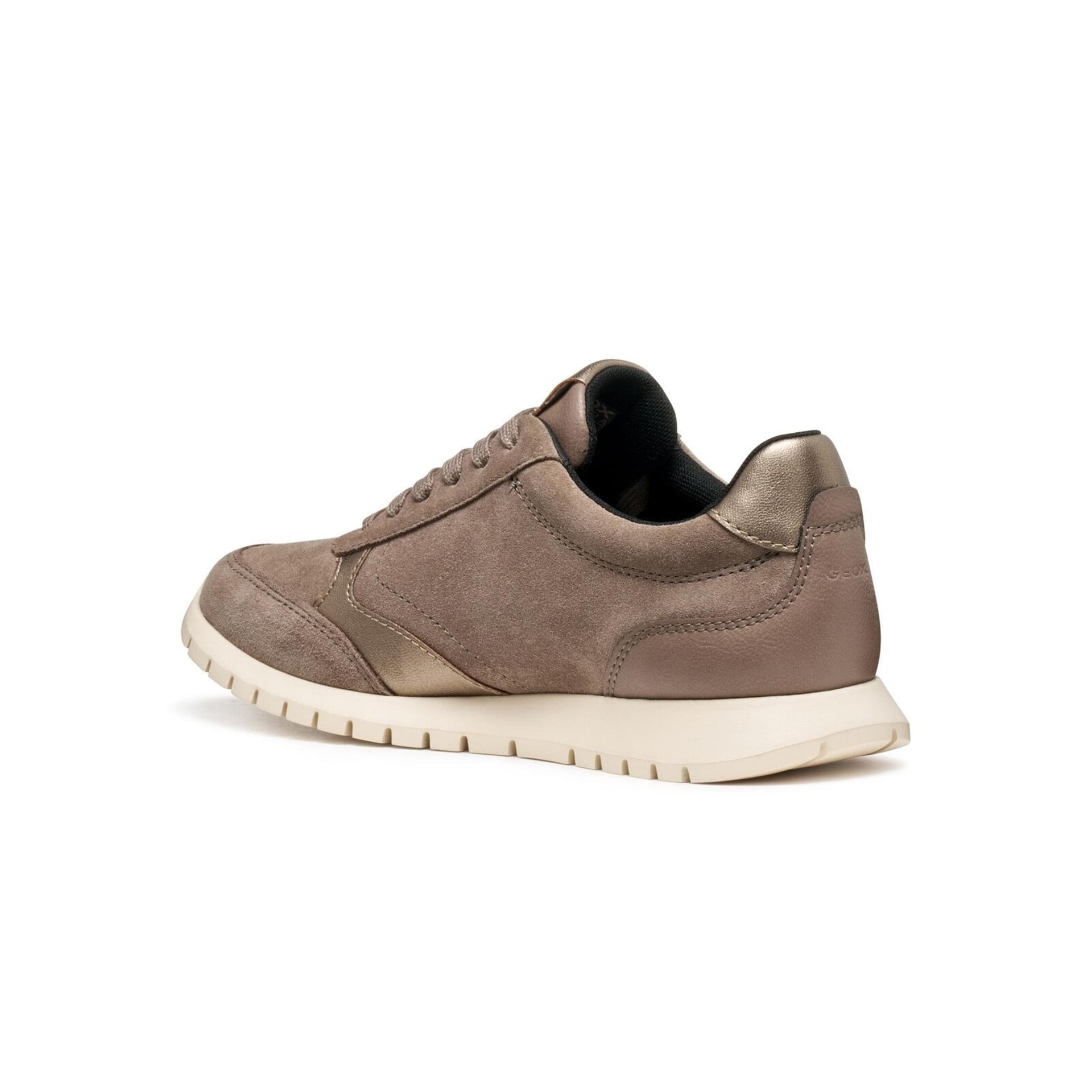 Geox Sukie 2.0 Sneakers D55YPC_022NF in Taupe/Sand