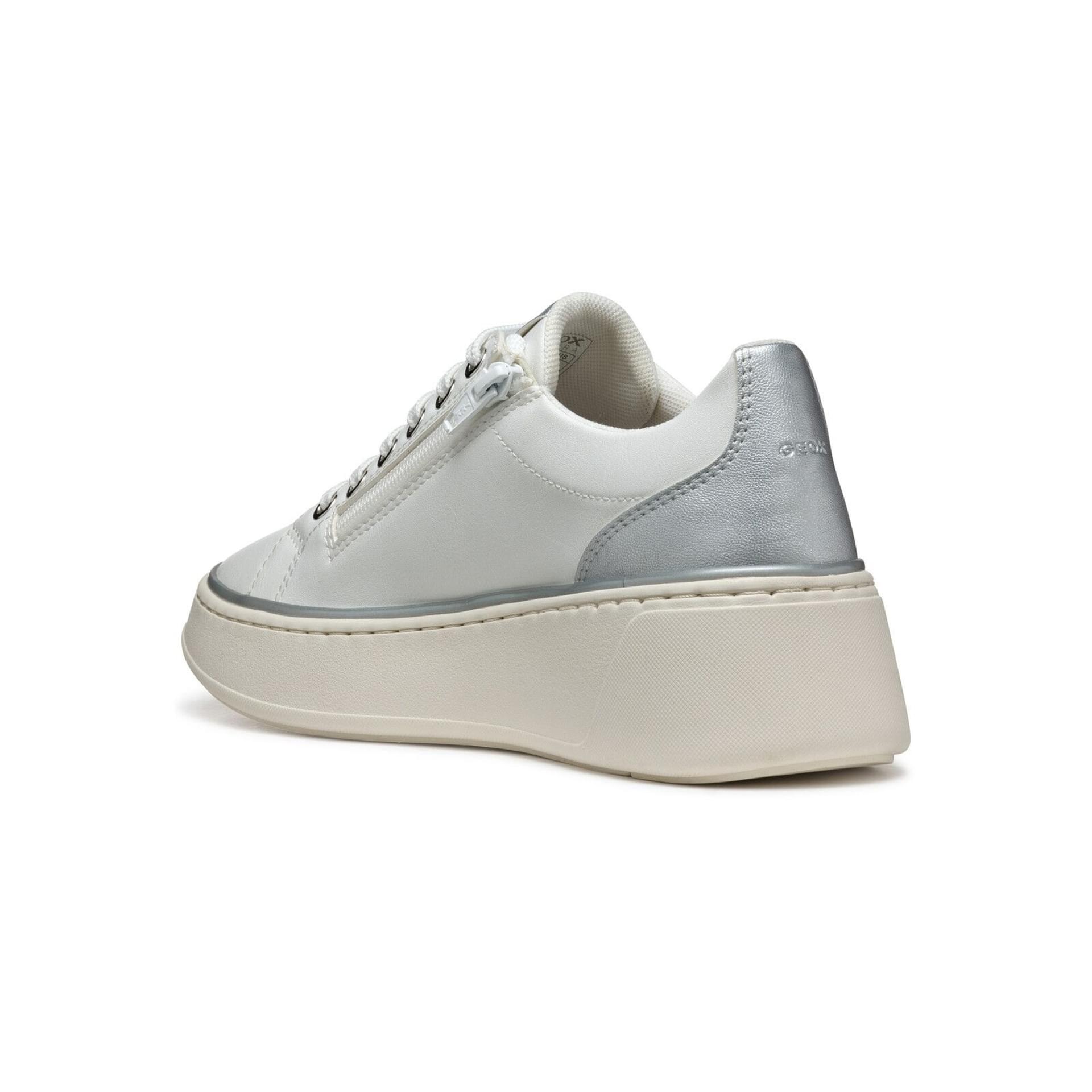 Geox Sunnetty Sneakers D55YHA_054AJ in White/Silver