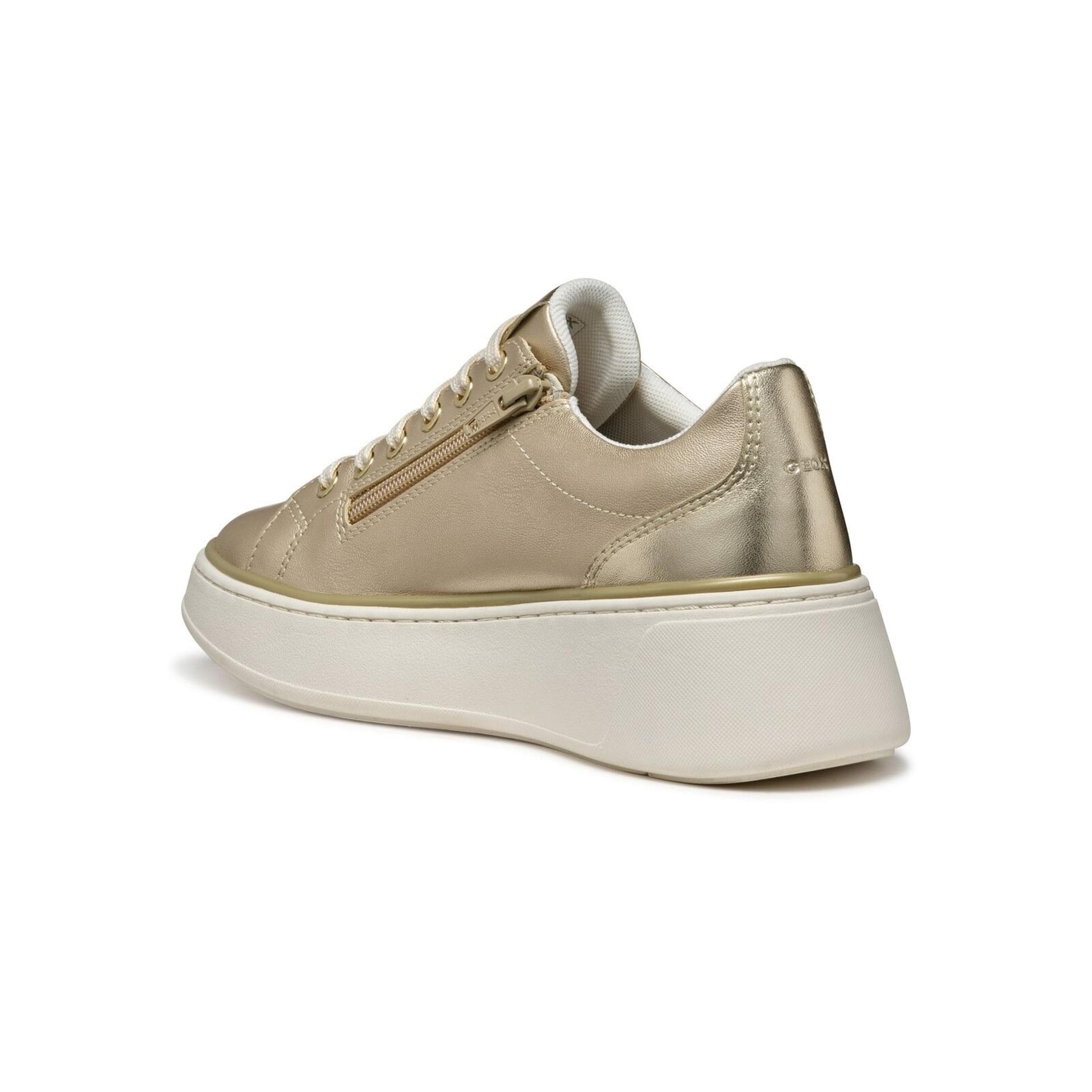 Geox Sunnetty Sneakers D55YHA_0NFBN in Light Gold