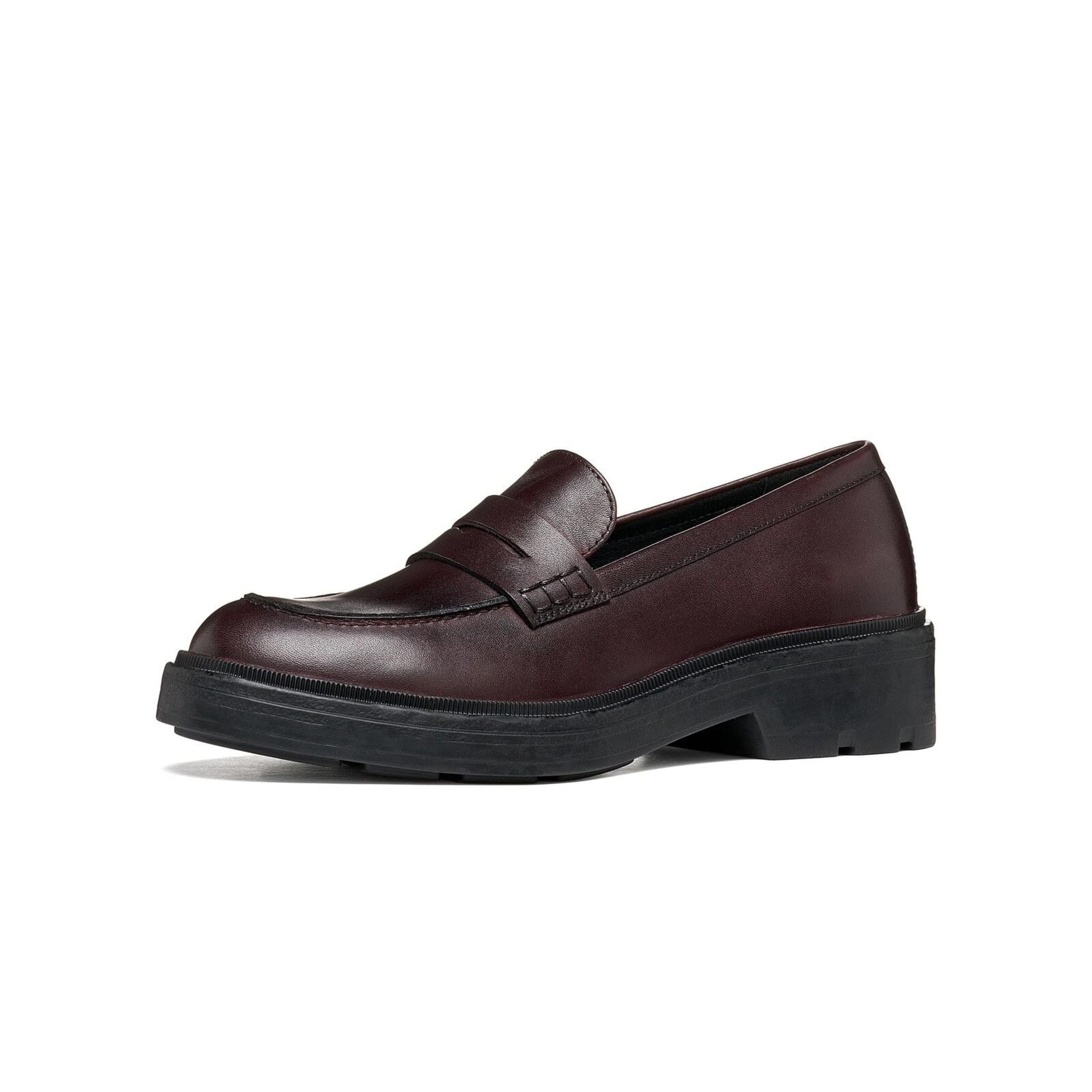 Geox Swelen Moccasins leather in Dark Burgundy, three-quarter view (SKU D665GK_00043--C7357)