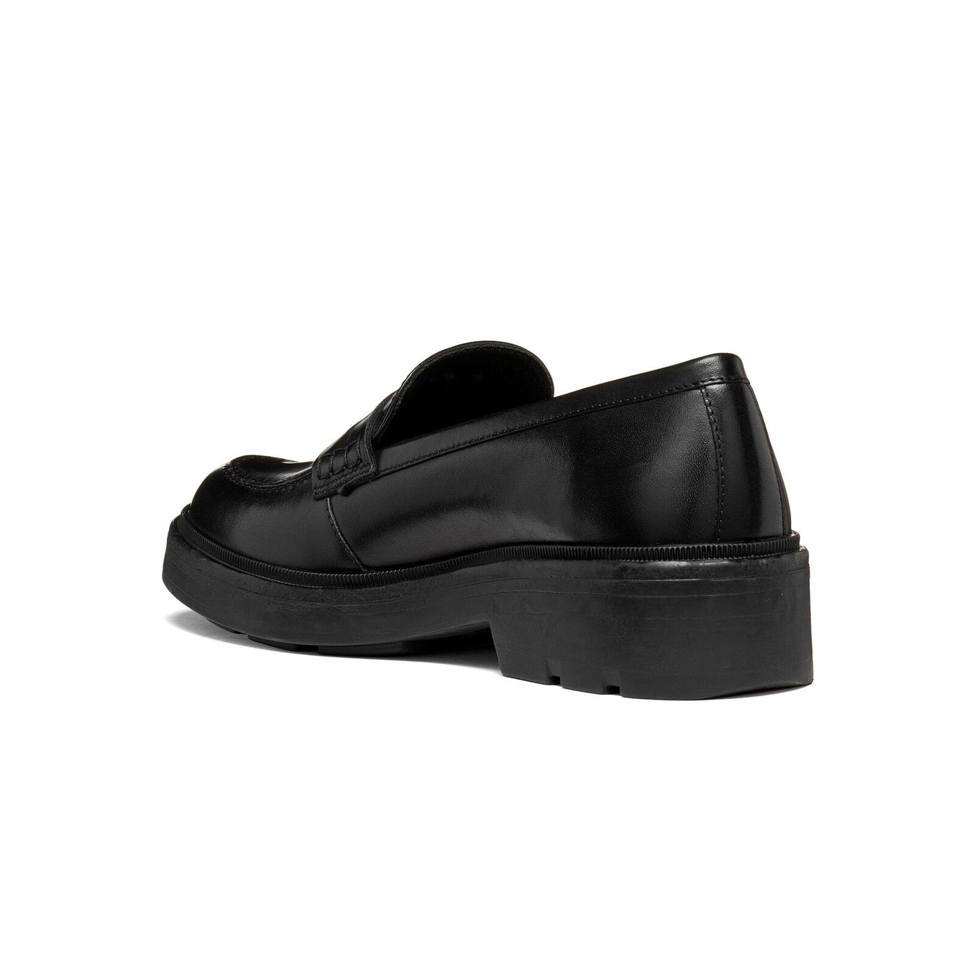Geox Swelen Moccasins leather in Black, angled view (SKU D665GK_00043--C9999)