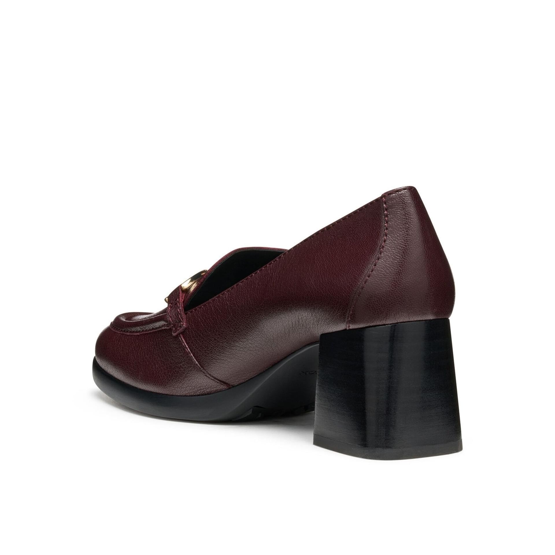 Geox Walk Pleasure 55 Loafers D46XBF_00081 in Wine