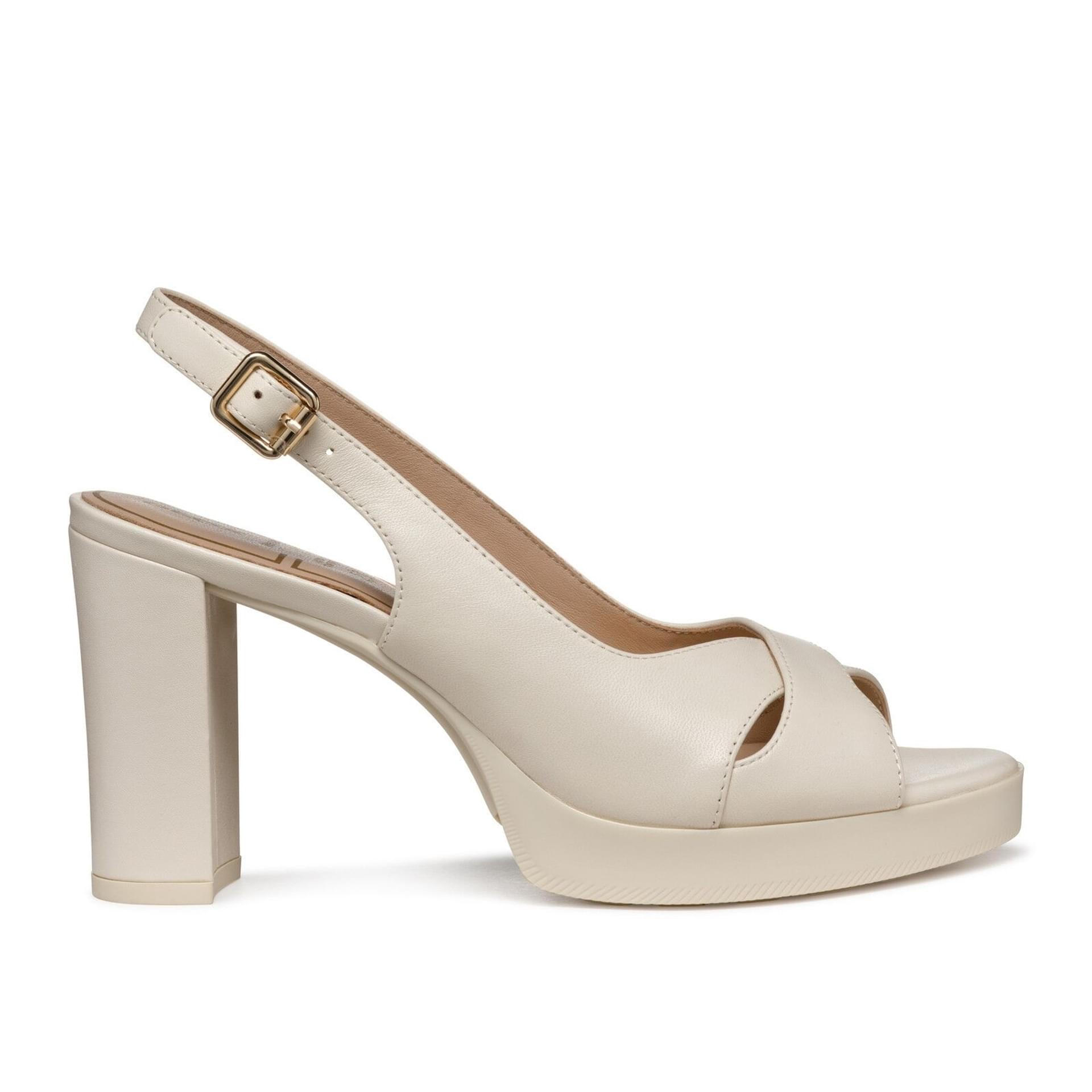 Geox Walk Pleasure 85s Sandals D45B6C_000TU in Papyrus